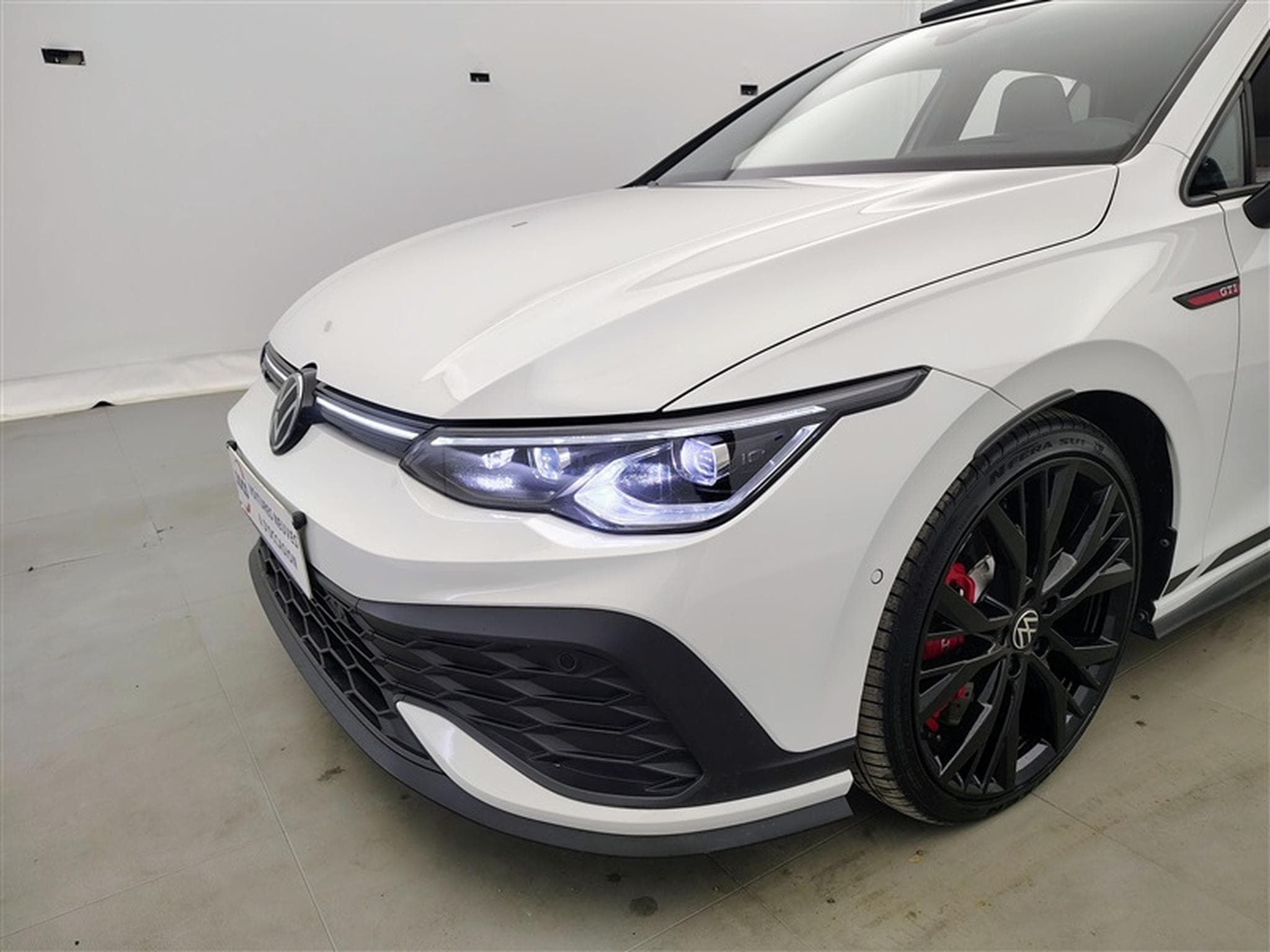 VW Golf 2.0 TSI 300cv DSG CLUBSPORT NAVI / FULL LED / CUIR / PANO (2024) - Photo 15