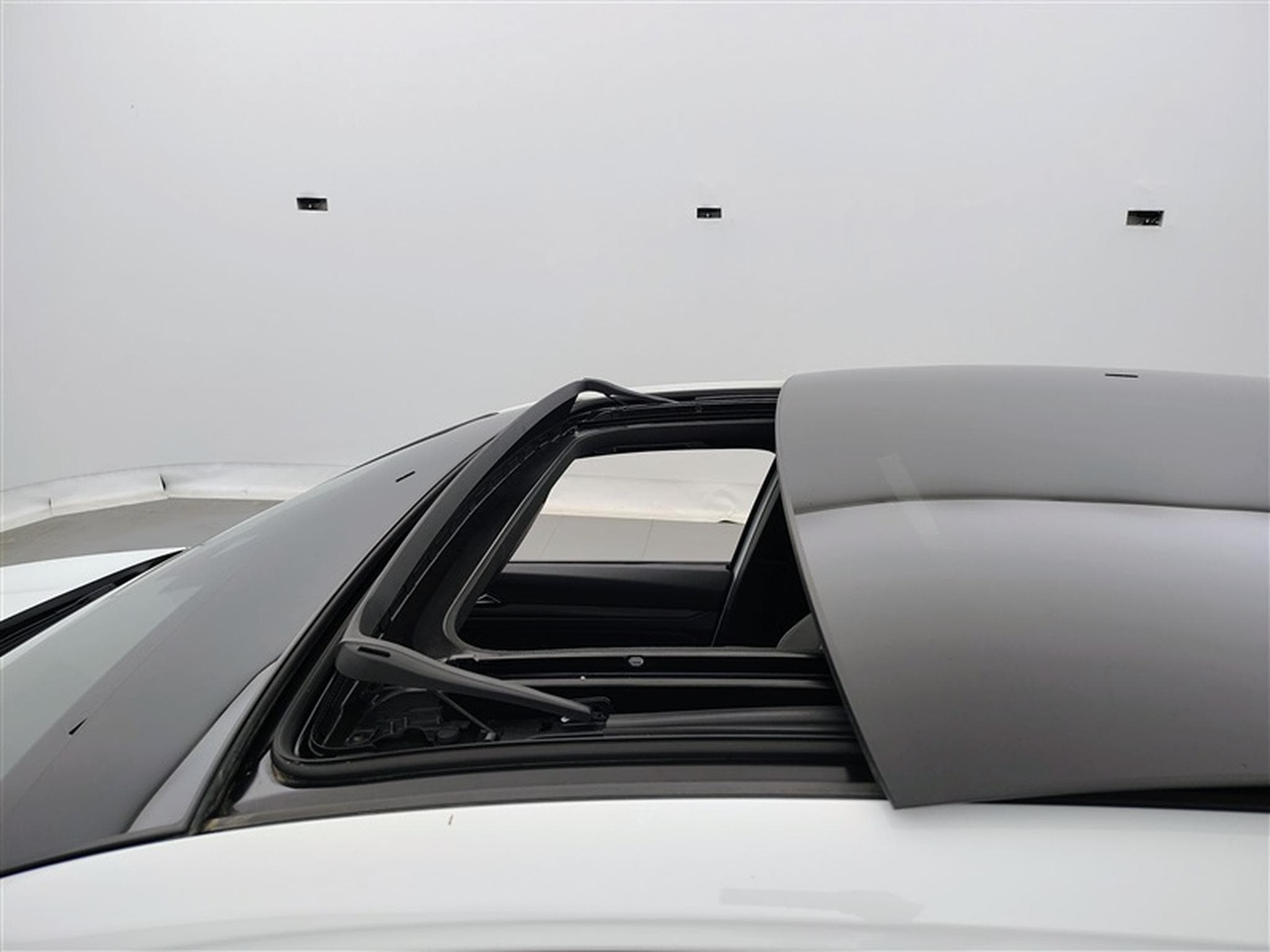 VW Golf 2.0 TSI 300cv DSG CLUBSPORT NAVI / FULL LED / CUIR / PANO (2024) - Photo 19