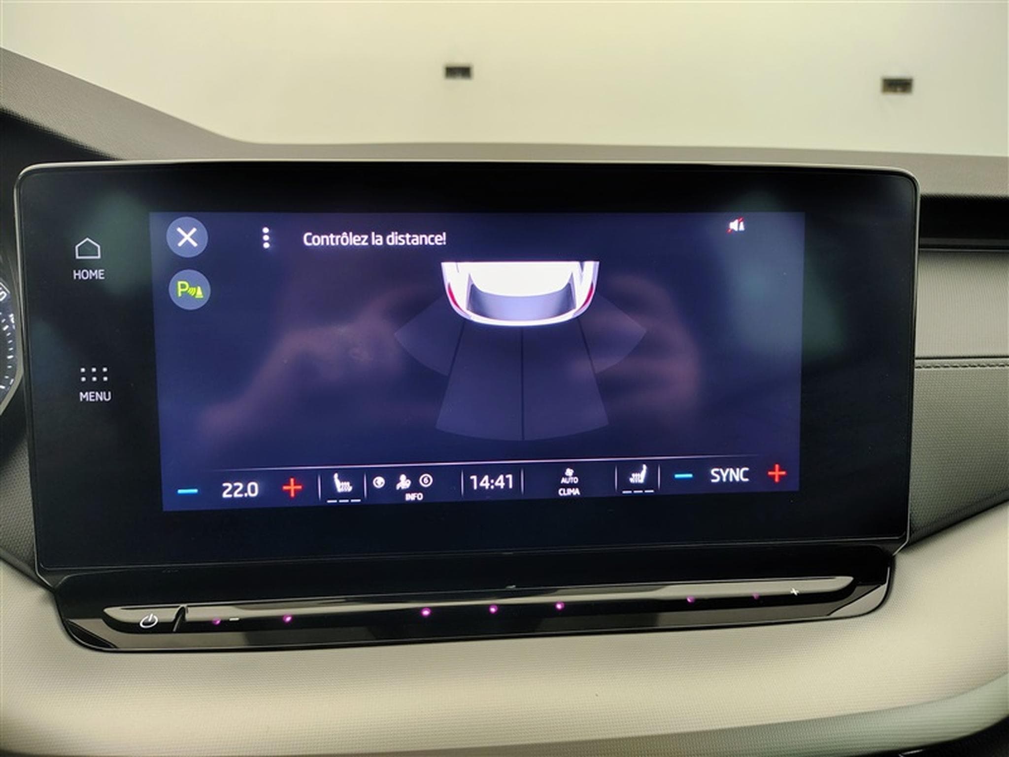 Skoda Octavia 2.0 TDi 115Cv DSG7 Ambition CARPLAY / ALU / PDC (2023) - Photo 18
