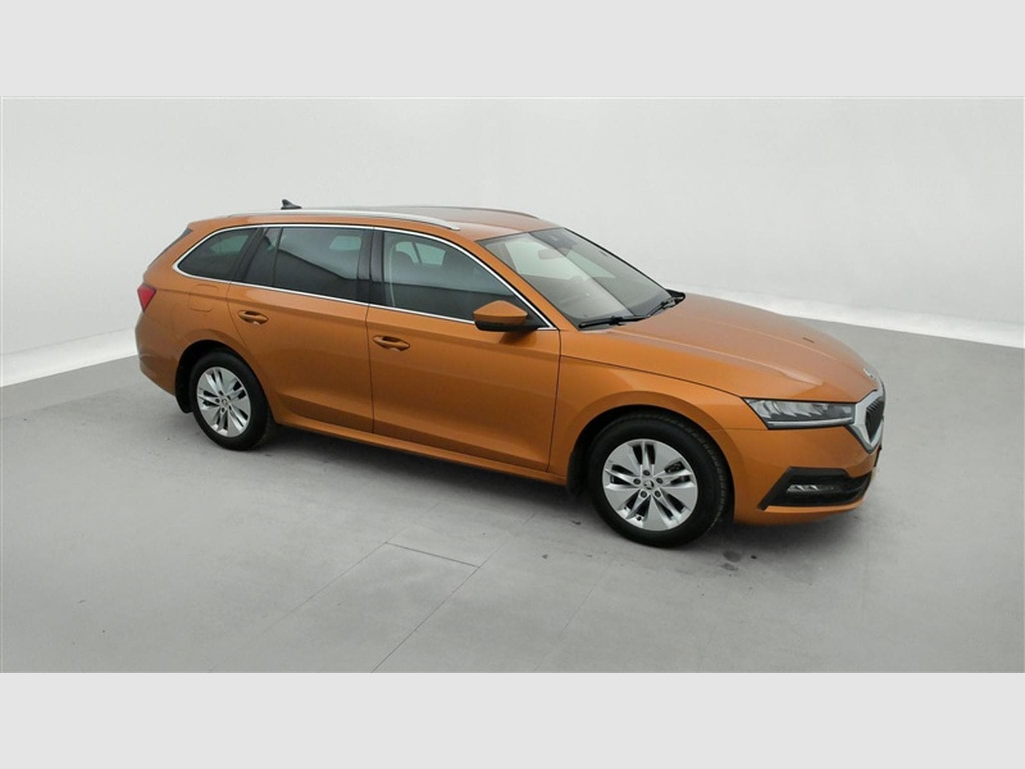 Skoda Octavia 2.0 TDi 115Cv DSG7 Ambition CARPLAY / ALU / PDC (2023) - Photo 22