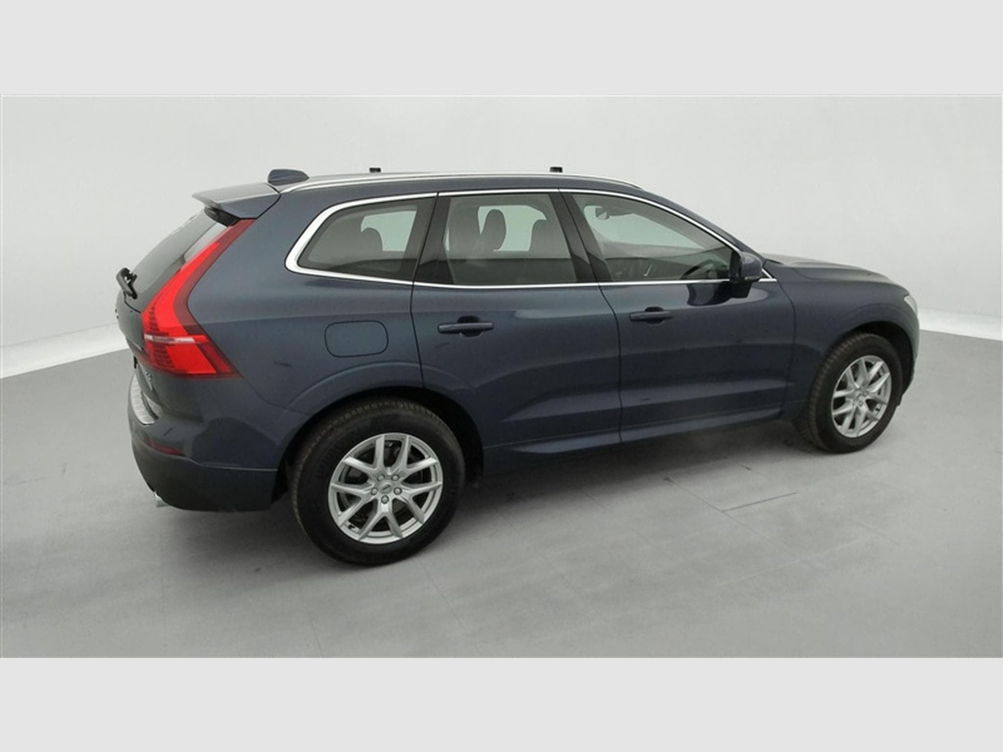 Volvo XC60 2.0 B4 Momentum Pro Gear.NAVI/FULL LED/JA18/PDC AV AR (2020) - Photo 24