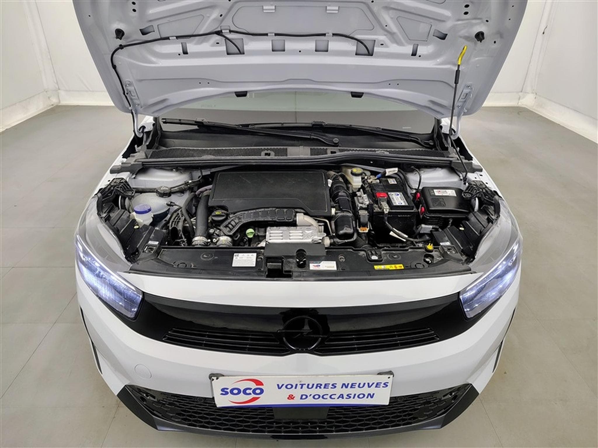 Opel Corsa 1.2 Turbo 100Cv GS CARPLAY / CAMERA / FULL LED / ALU (2025) - Photo 19