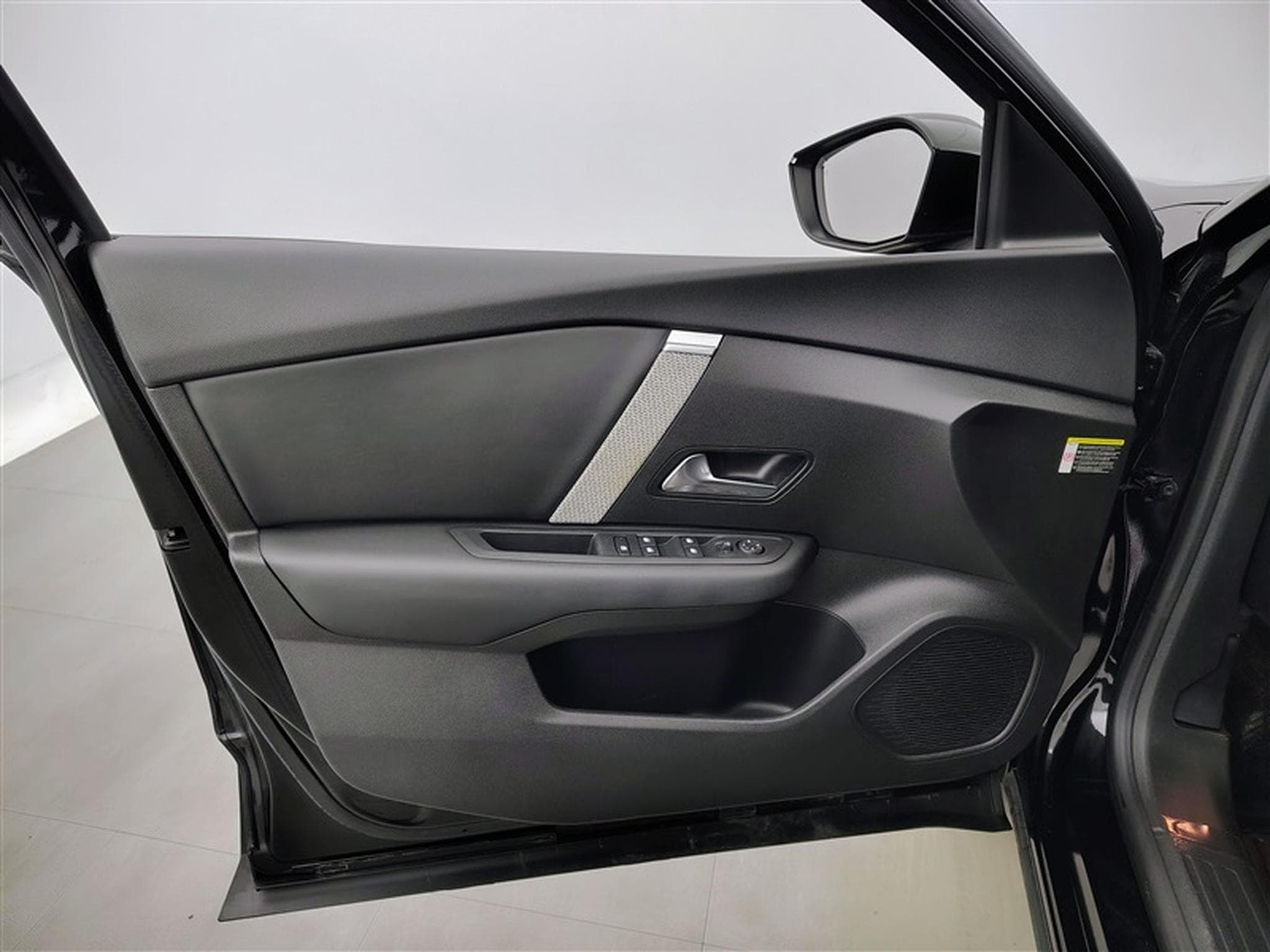Citroen C4 1.2 PureTech Max S&S (EU6.4) (2023) - Photo 17