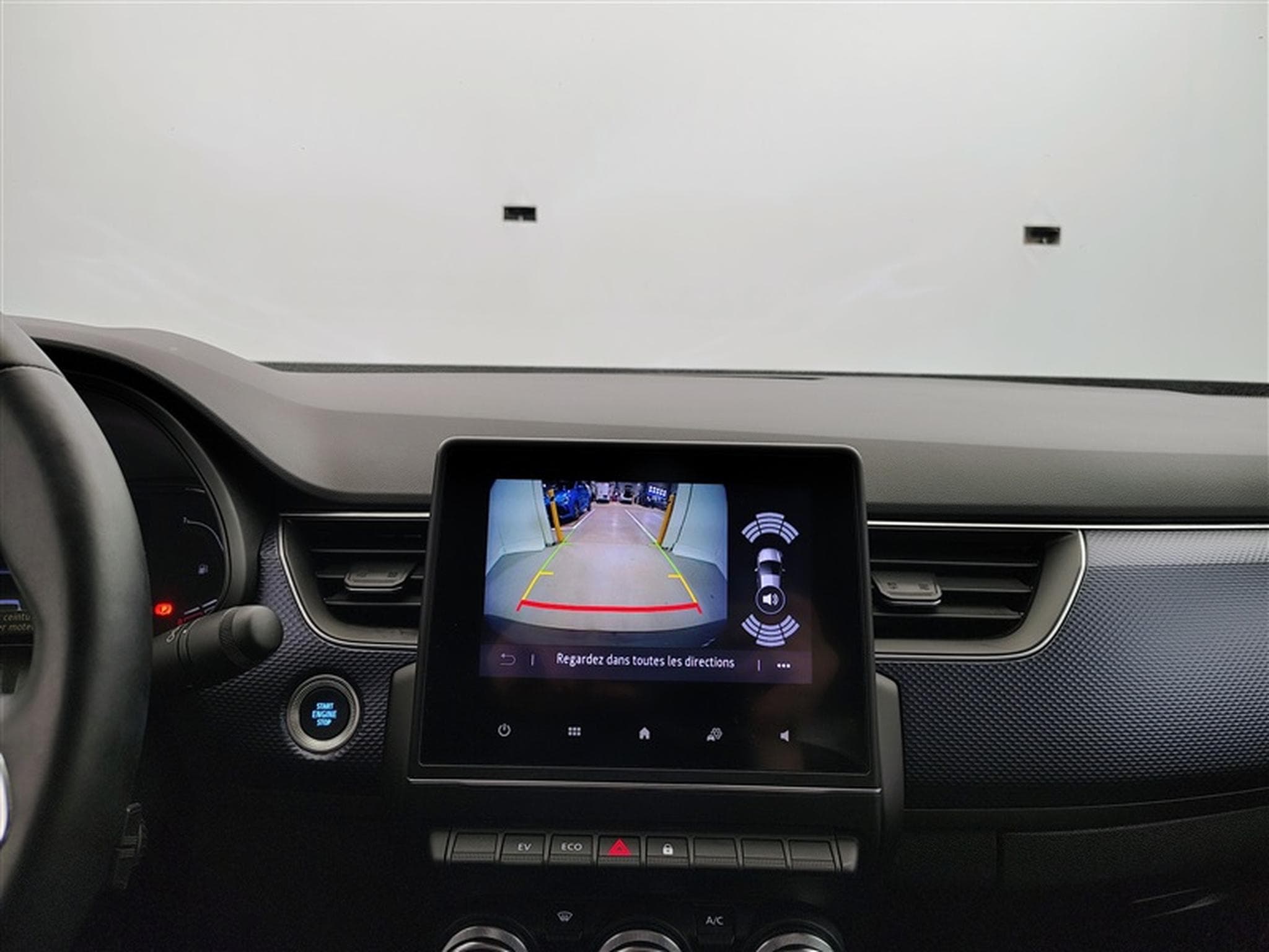 Renault Arkana 1.6 E-TECH Evolution NAVI / CARPLAY / CLIM (2022) - Photo 18