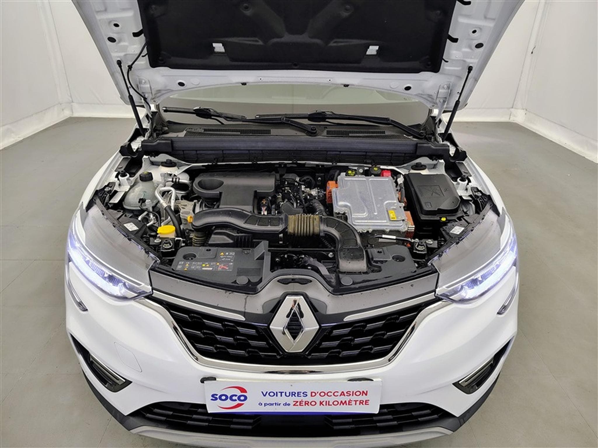 Renault Arkana 1.6 E-TECH Evolution NAVI / CARPLAY / CLIM (2022) - Photo 19