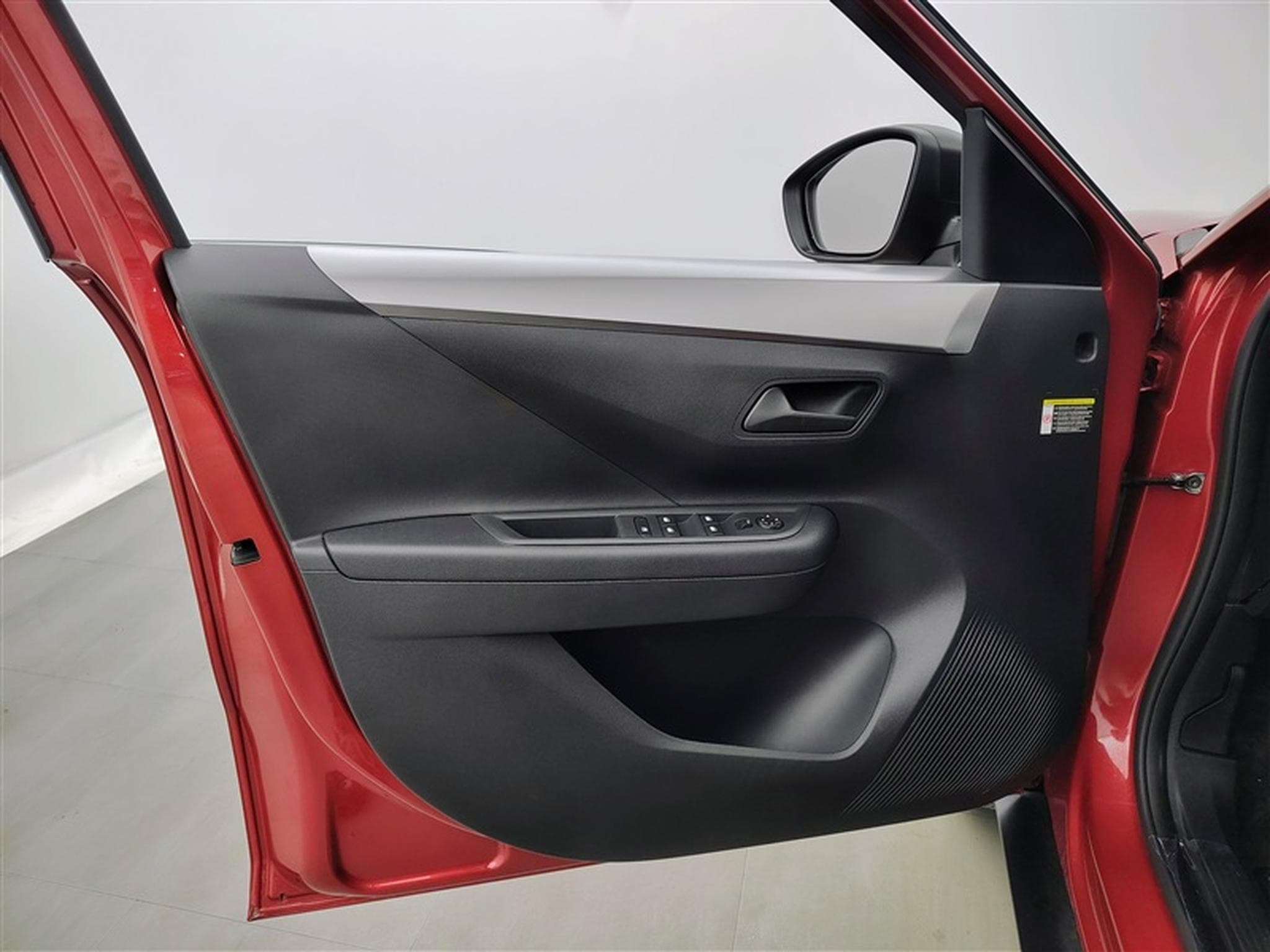 Opel Frontera NEW FRONTERA EDITION 1.2 T Hybrid eDCT (2025) - Photo 16