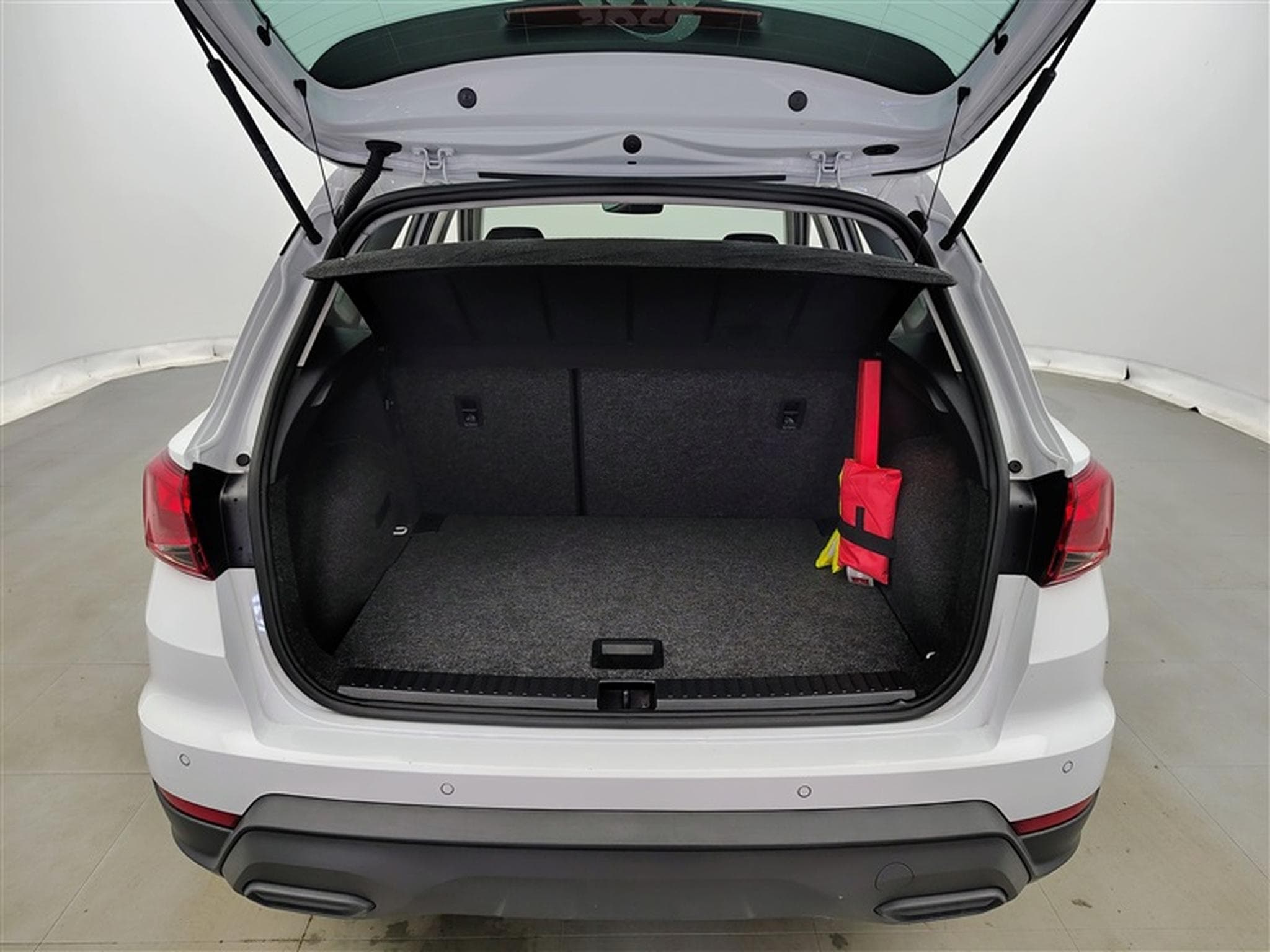 Seat Arona 1.0 TSI Move! DSG NAVI / FULL LED / CARPLAY (2024) - Photo 14