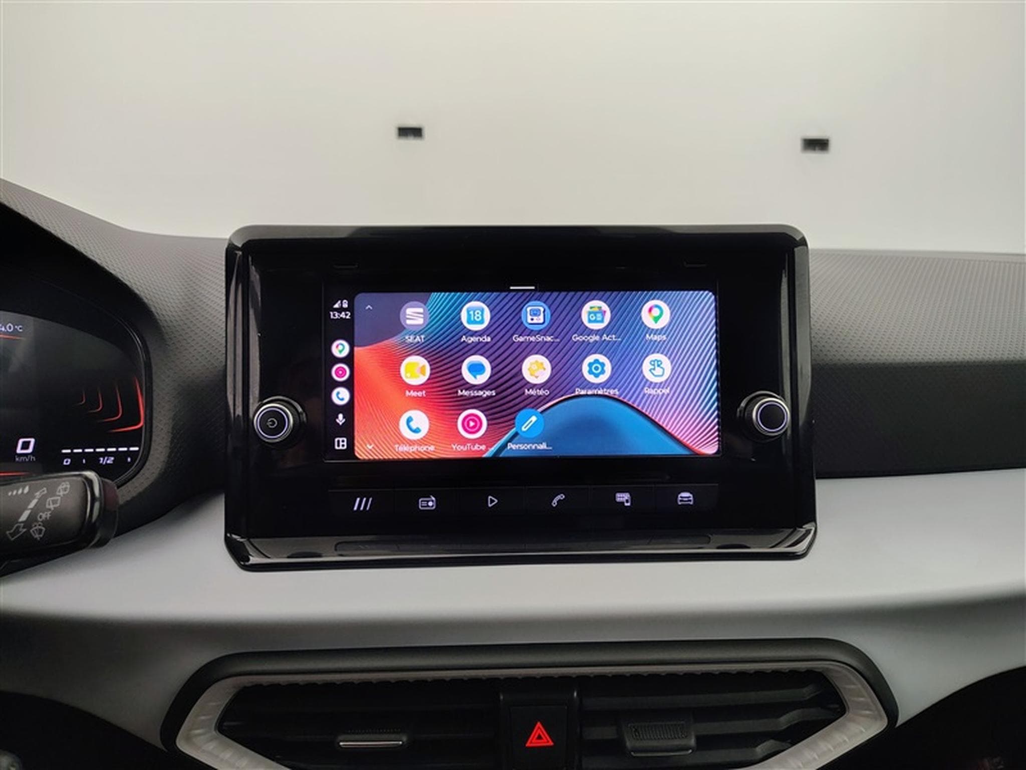 Seat Arona 1.0 TSI Move! DSG NAVI / FULL LED / CARPLAY (2024) - Photo 19