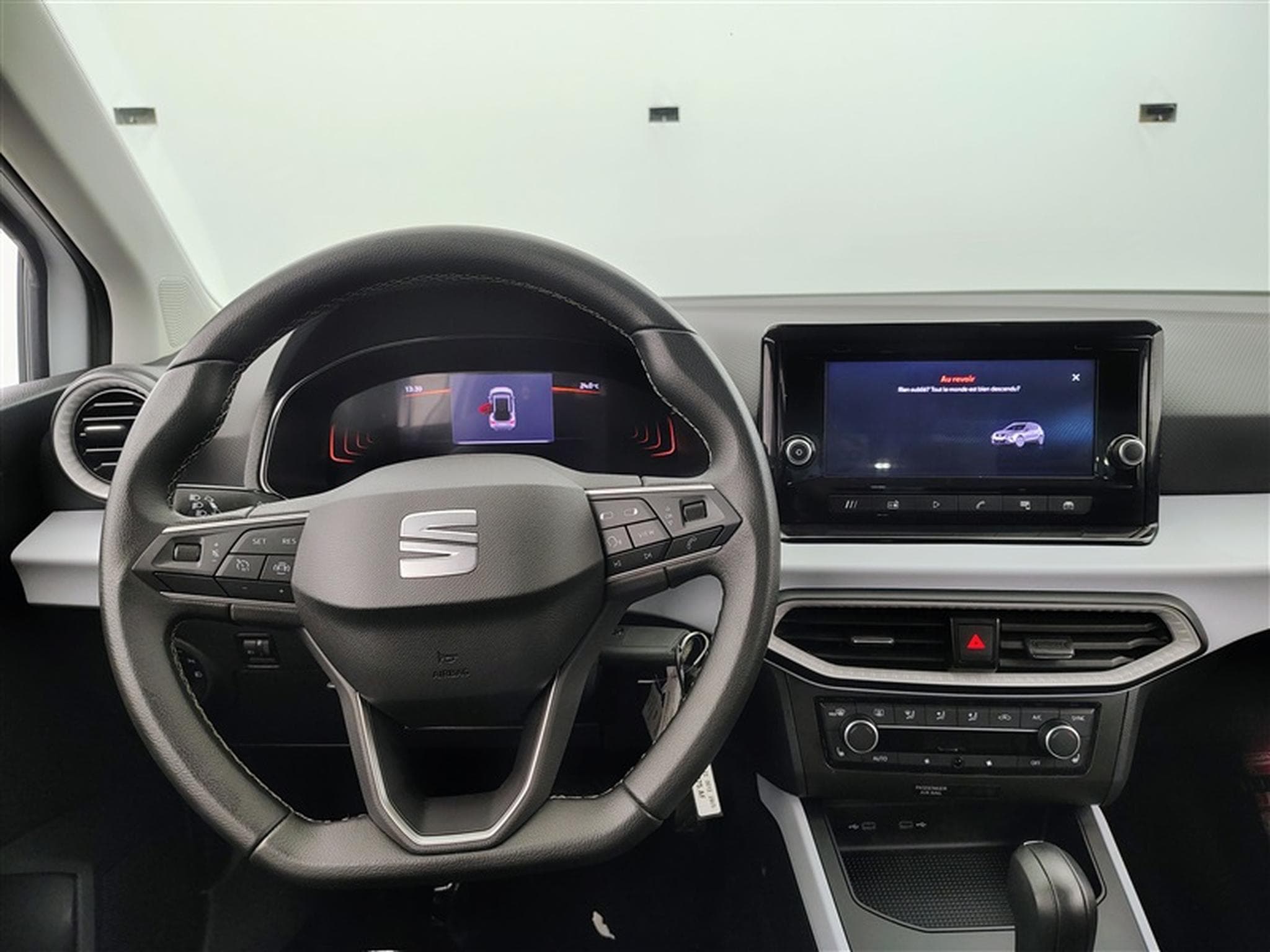 Seat Arona 1.0 TSI Move! DSG NAVI / FULL LED / CARPLAY (2024) - Photo 9