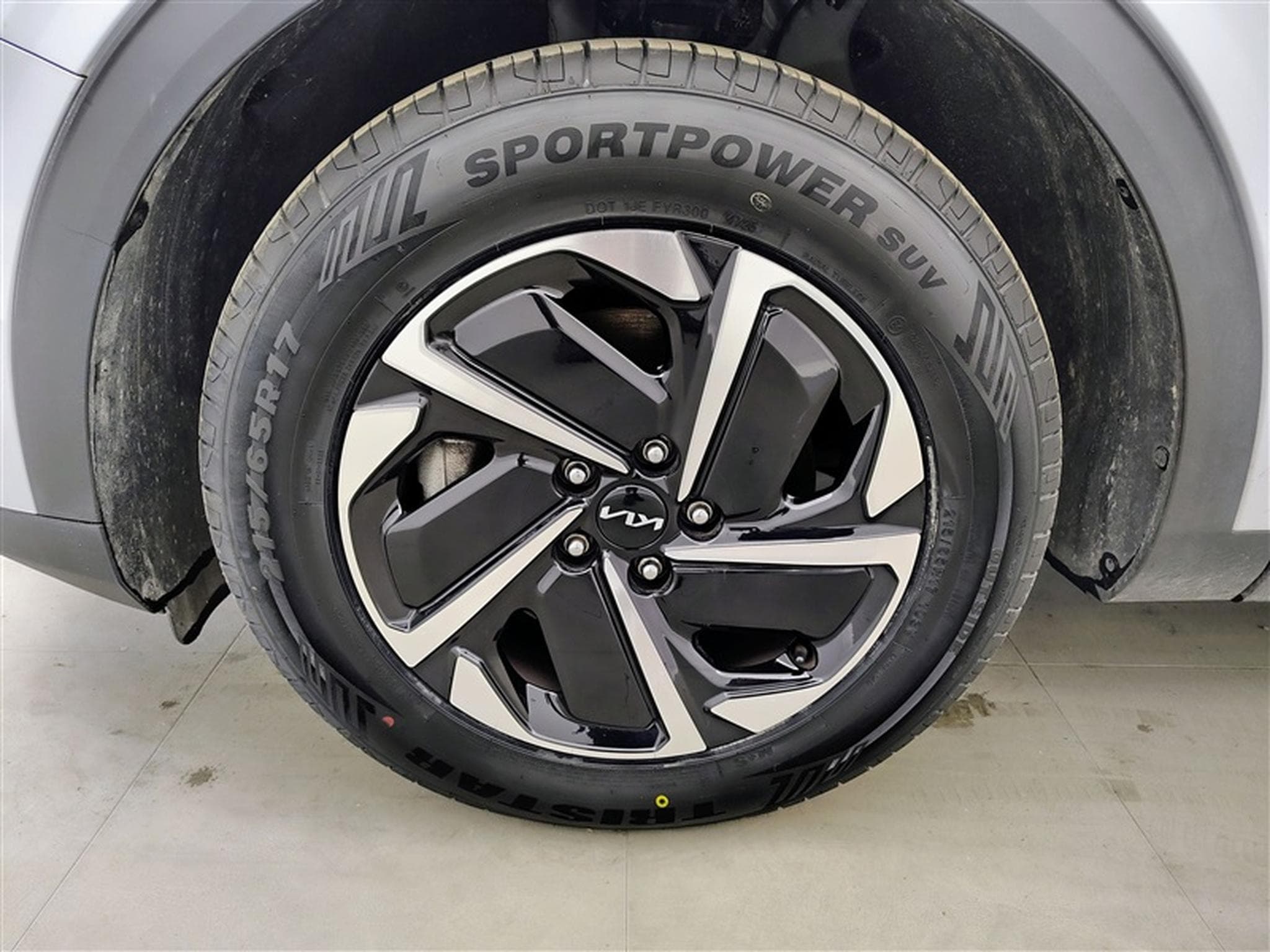 Kia Sportage 1.6 CRDi MHEV Pulse DCT (2023) - Photo 6
