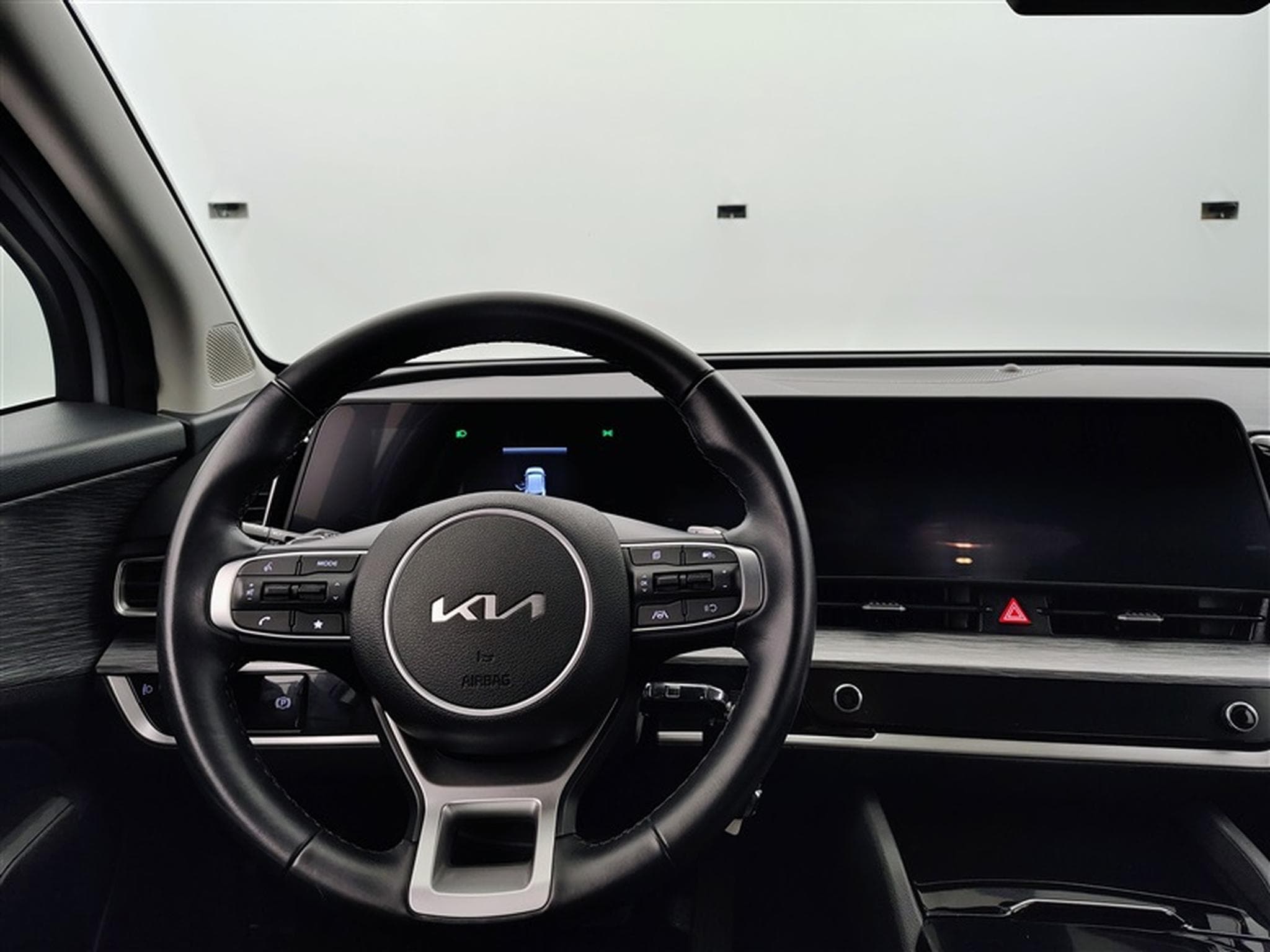 Kia Sportage 1.6 CRDi MHEV Pulse DCT (2023) - Photo 9