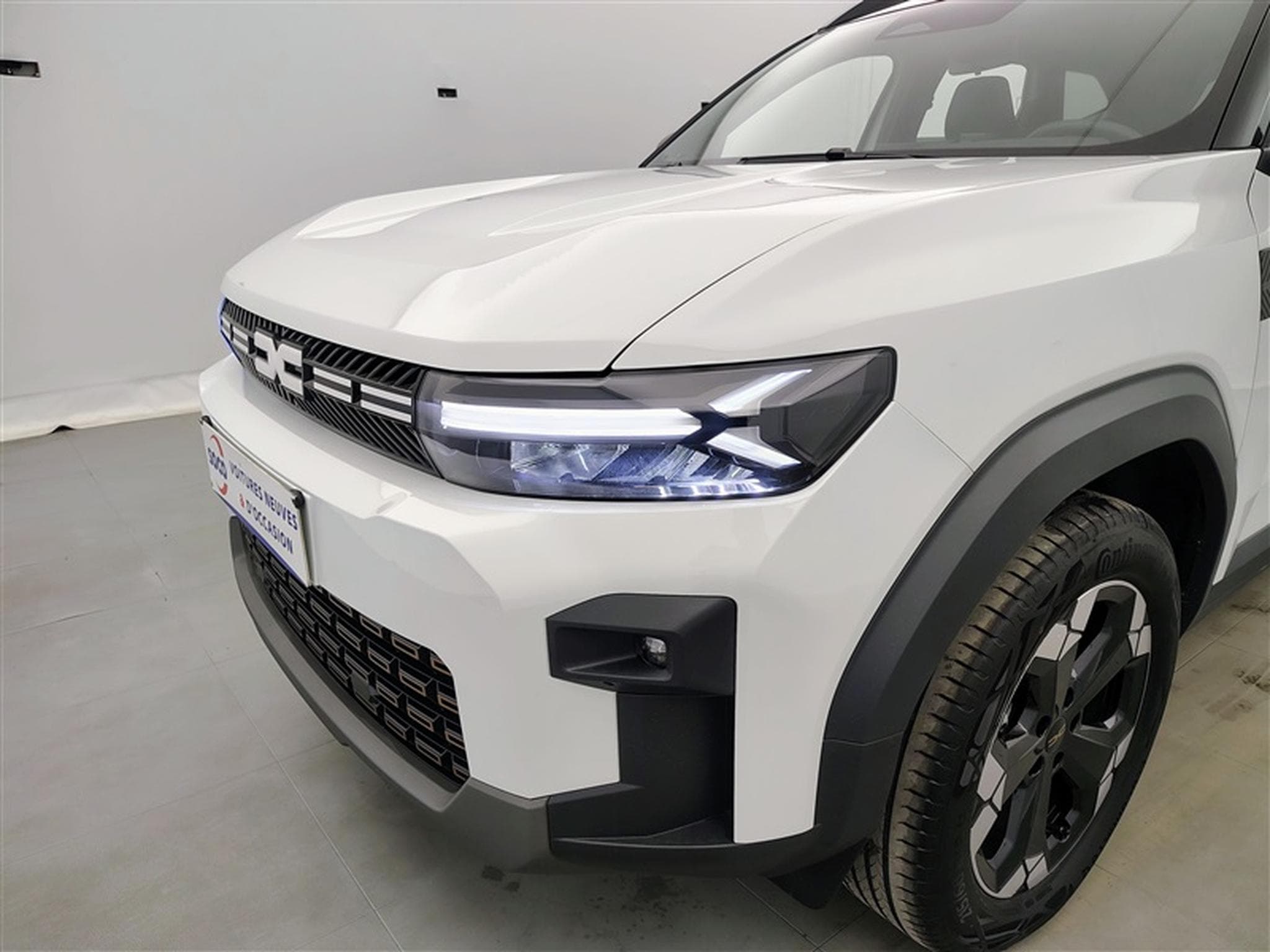 Dacia Bigster Mild Hybrid 140cv Extreme NAVI / CARPLAY / CAMERA / TO PANO (2026) - Photo 15