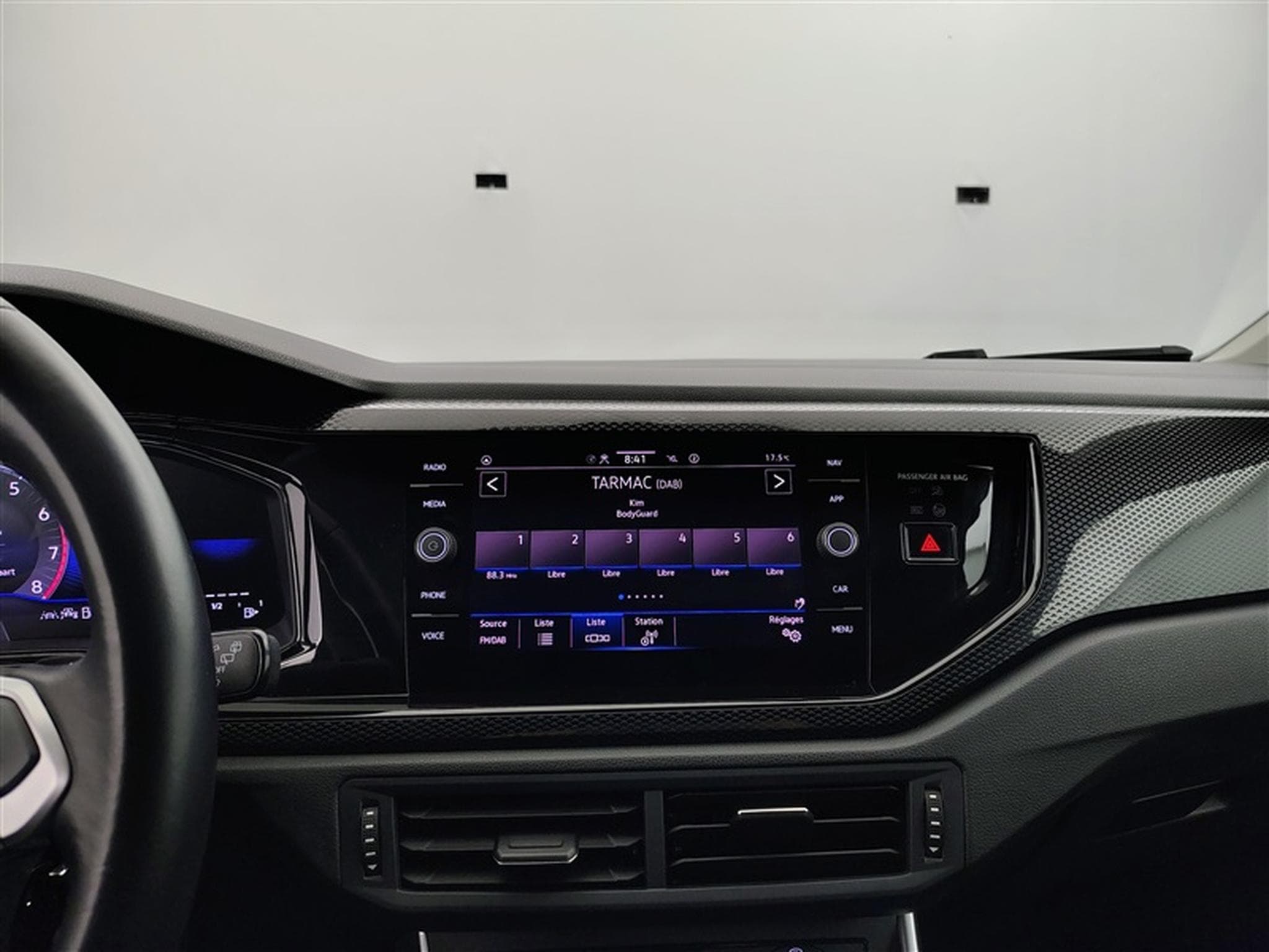 VW Polo 1.0 TSI 95Cv DSG Urban CARPLAY / CAMERA / PDC / ALU (2024) - Photo 10