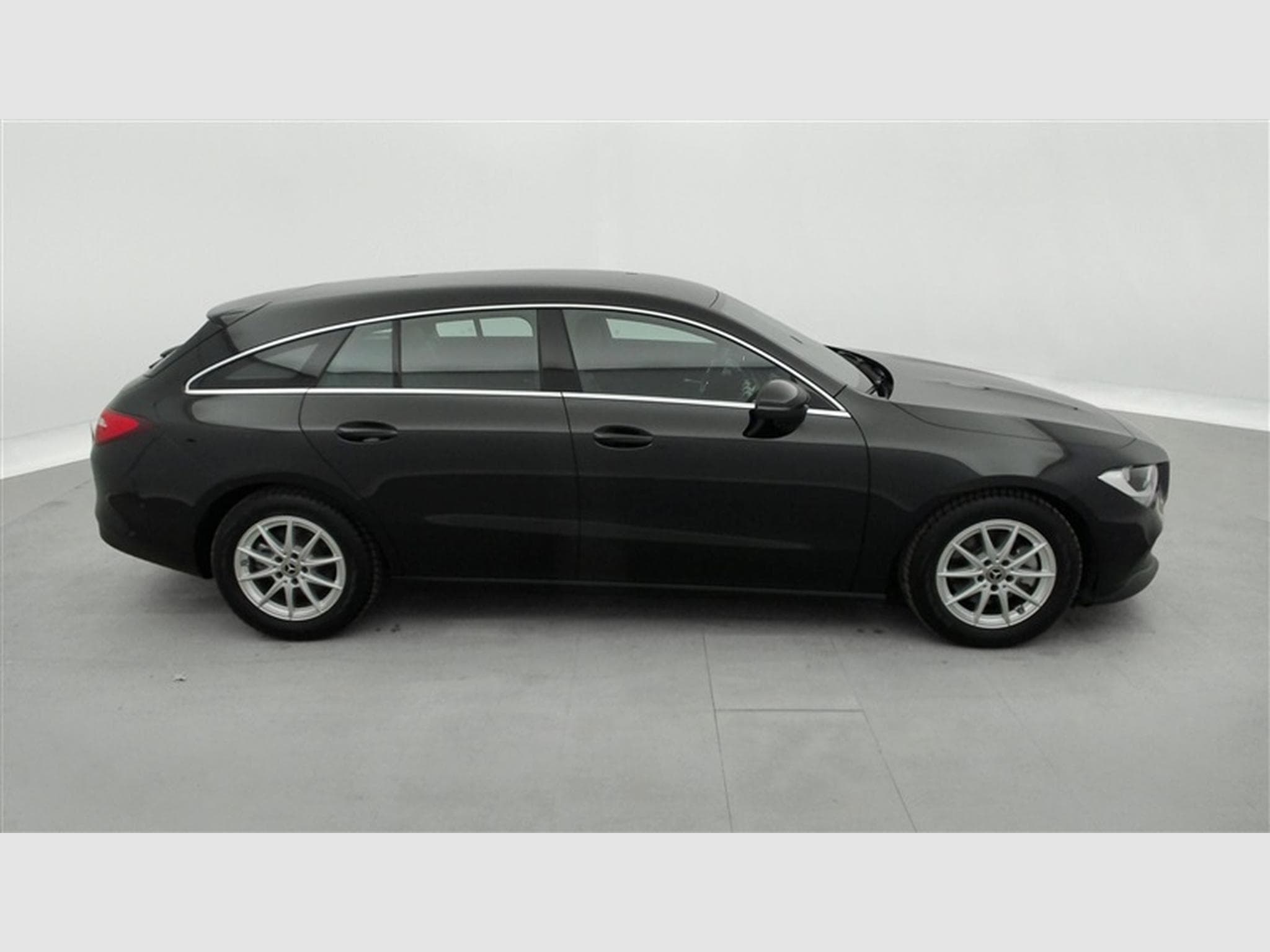 Mercedes CLA 180 180 d Business Solution S-CUIR/NAVI/JA16/PDC AV AR (2023) - Photo 23