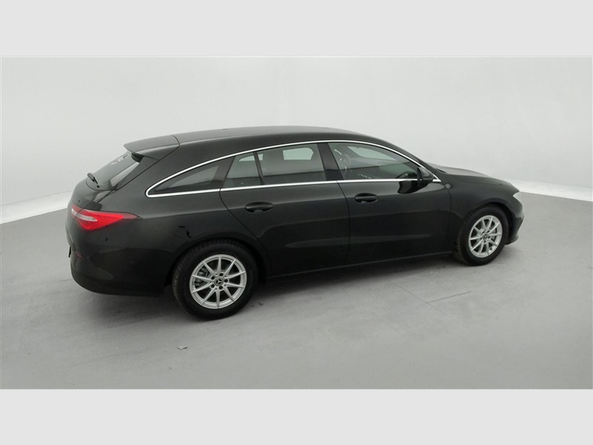 Mercedes CLA 180 180 d Business Solution S-CUIR/NAVI/JA16/PDC AV AR (2023) - Photo 24