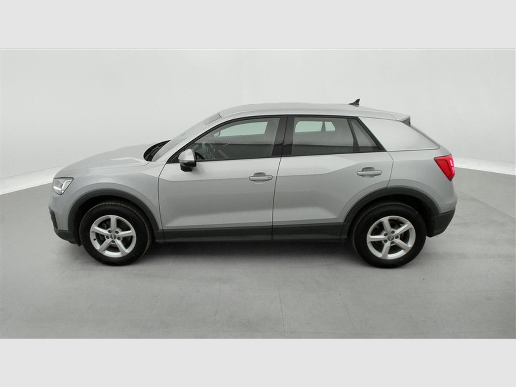 Audi Q2 30 TFSI Business Edition S tronic (EU6d-T.) (2020) - Photo 3