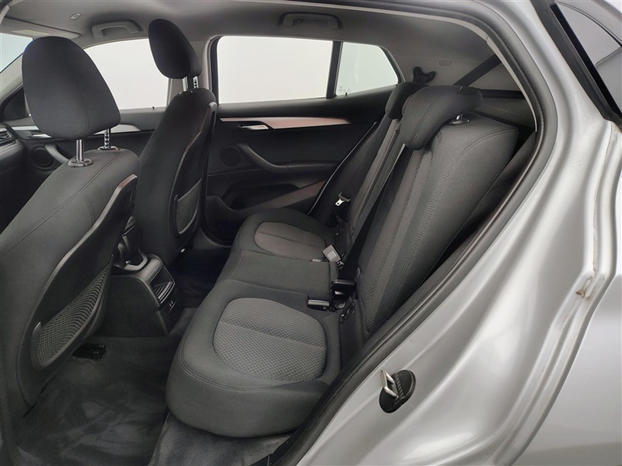 BMW X2 1.5 dA sDrive16 NAVI PRO / CLIM / FULL LED (2020) - Photo 13