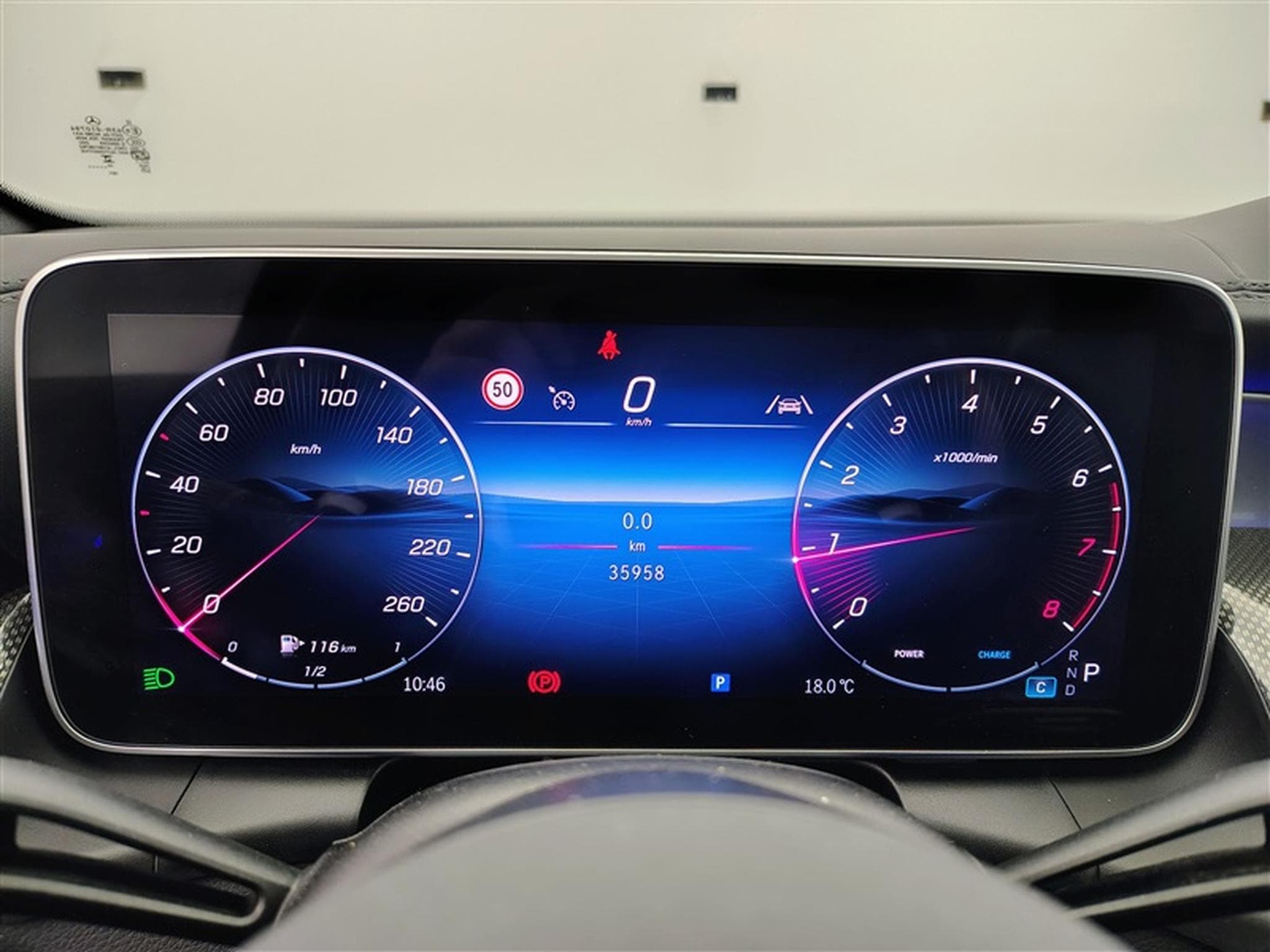 Mercedes GLC 200 4matic AMG line + pack premium (2024) - Photo 10