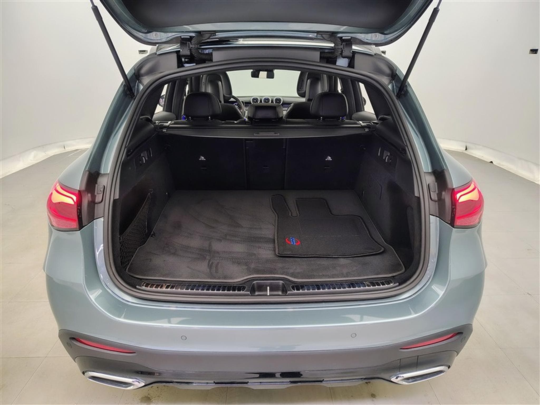 Mercedes GLC 200 4matic AMG line + pack premium (2024) - Photo 14