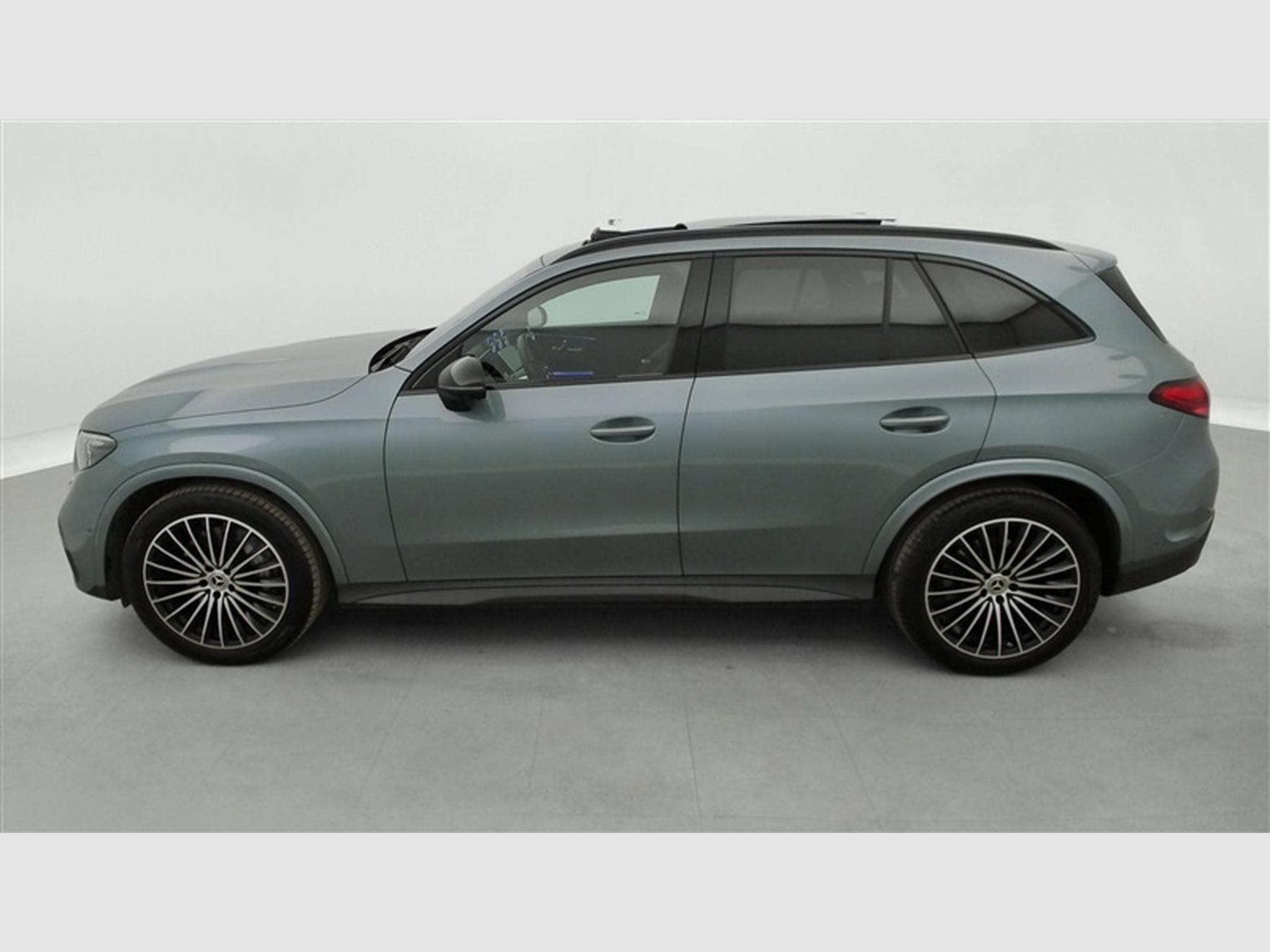 Mercedes GLC 200 4matic AMG line + pack premium (2024) - Photo 3