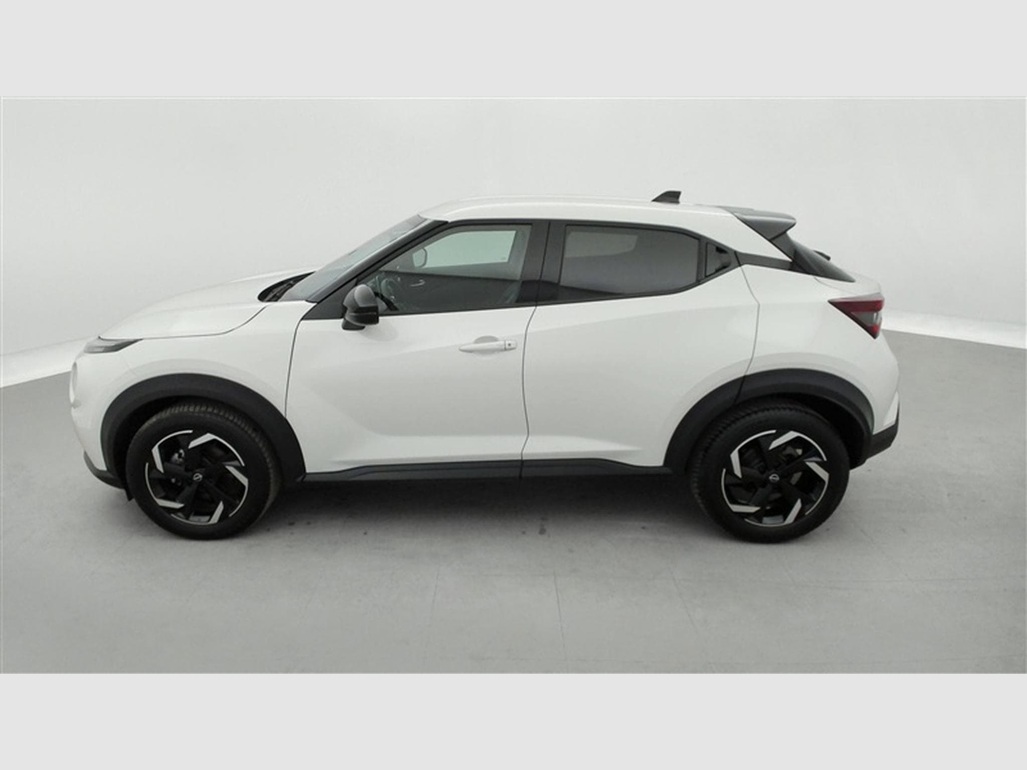 Nissan Juke 1.0 DIG-T 2WD N-Connecta NAVI/FULL LED/JA17/PDC (2023) - Photo 3