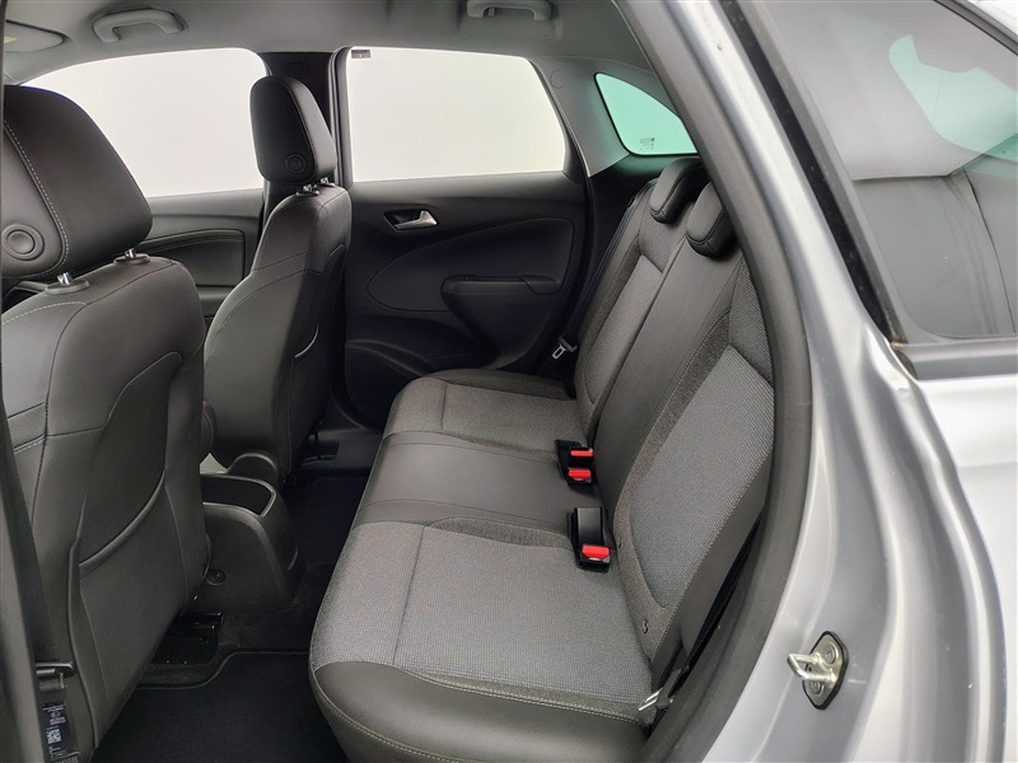 Opel Crossland 1.2 Turbo GS S/S (EU6.4) (2023) - Photo 13