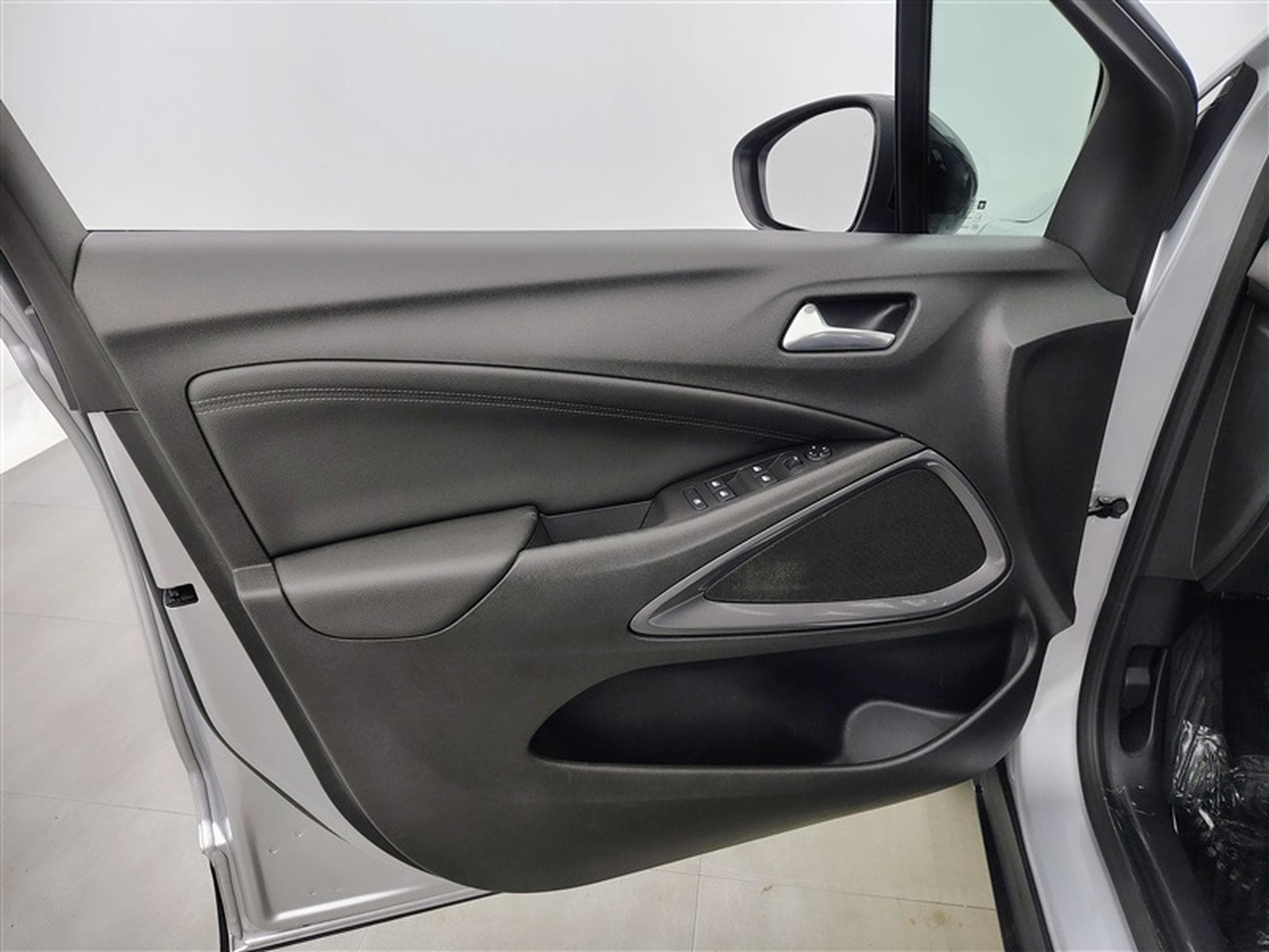 Opel Crossland 1.2 Turbo GS S/S (EU6.4) (2023) - Photo 16