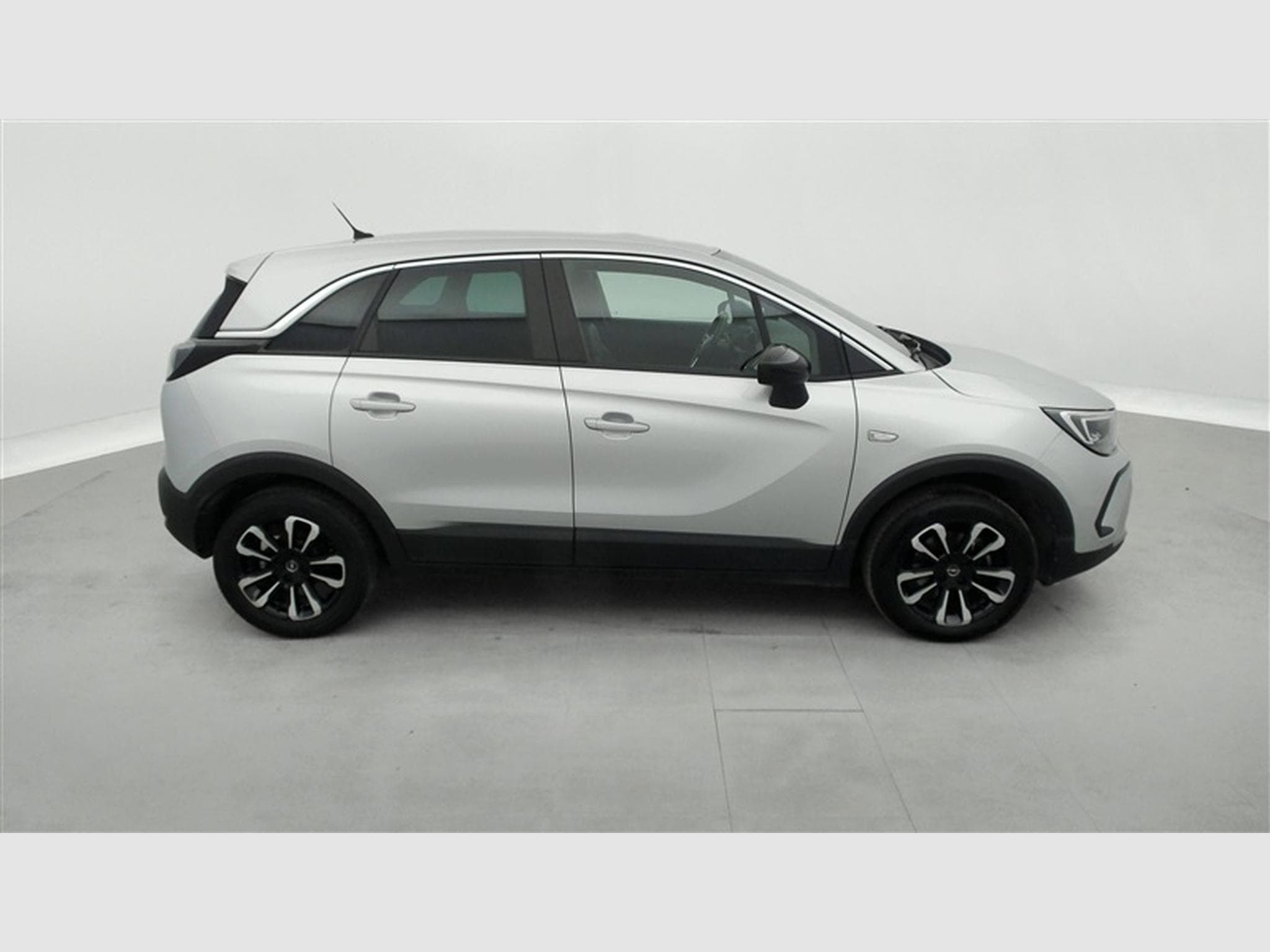 Opel Crossland 1.2 Turbo GS S/S (EU6.4) (2023) - Photo 23