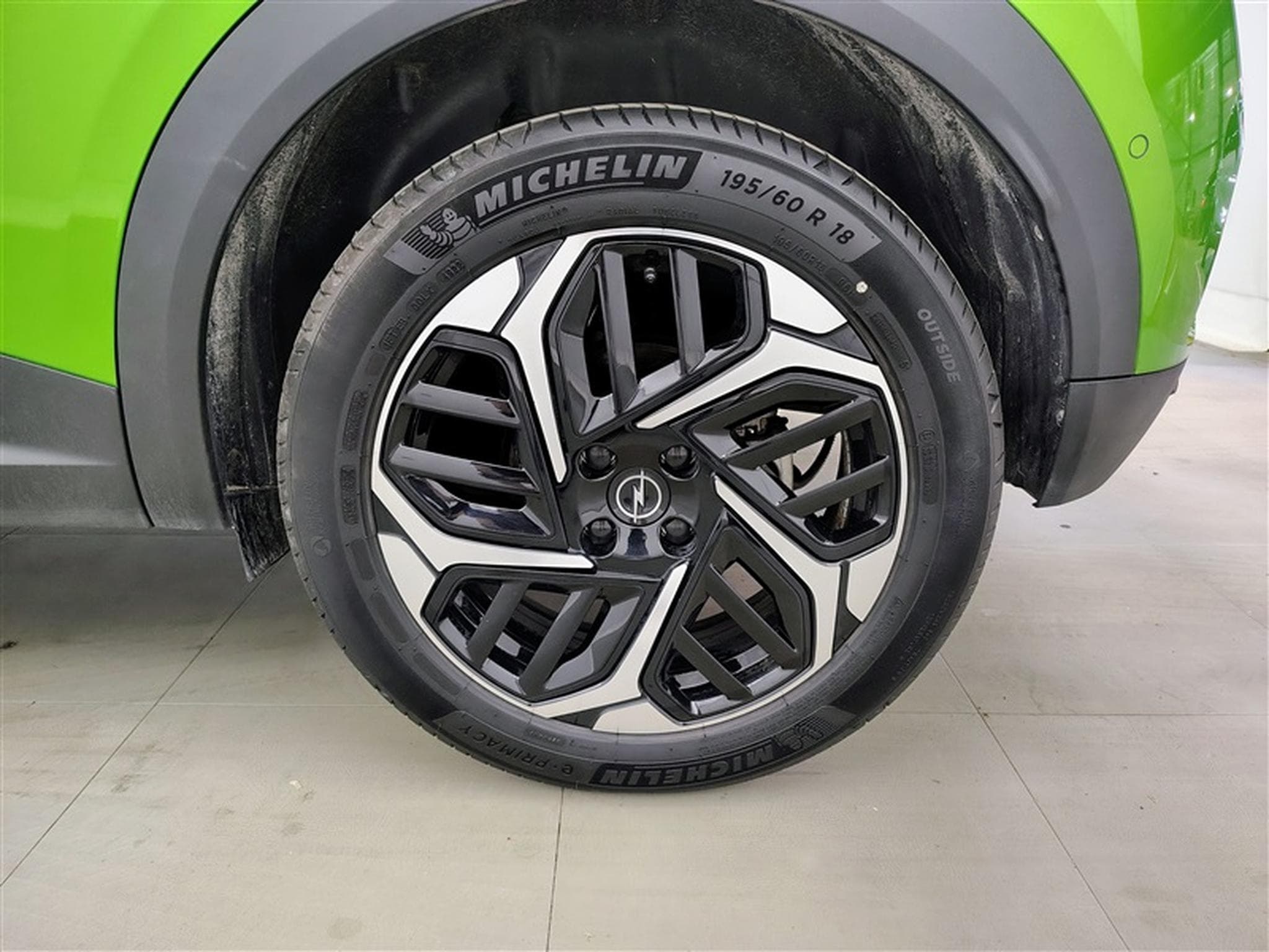 Opel Mokka e-Mokka Elegance NAVI / FULL LED / CUIR PARTIEL / CAMERA (2024) - Photo 6