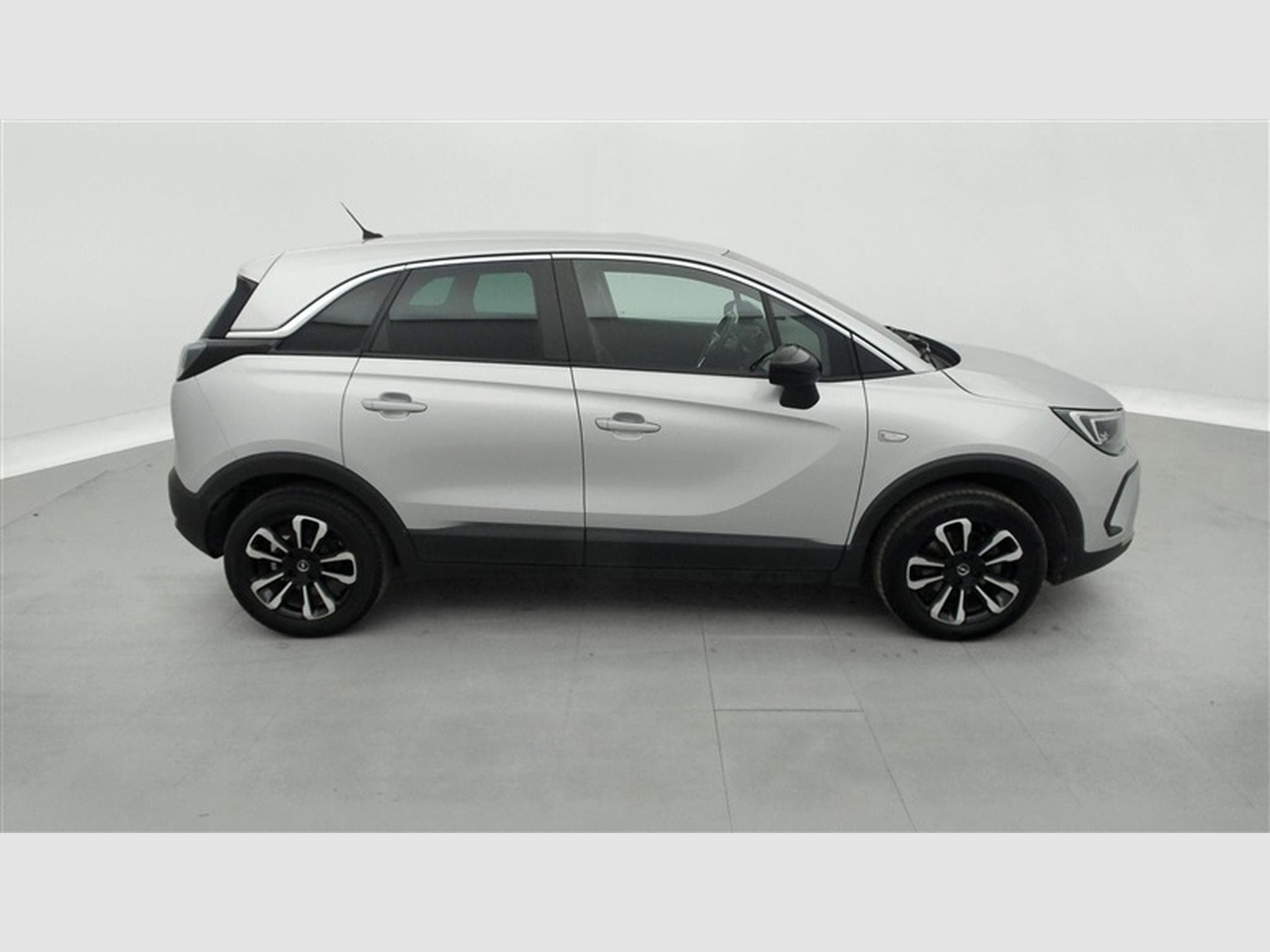 Opel Crossland 1.2 Turbo Elegance S/S (EU6.4) (2023) - Photo 23