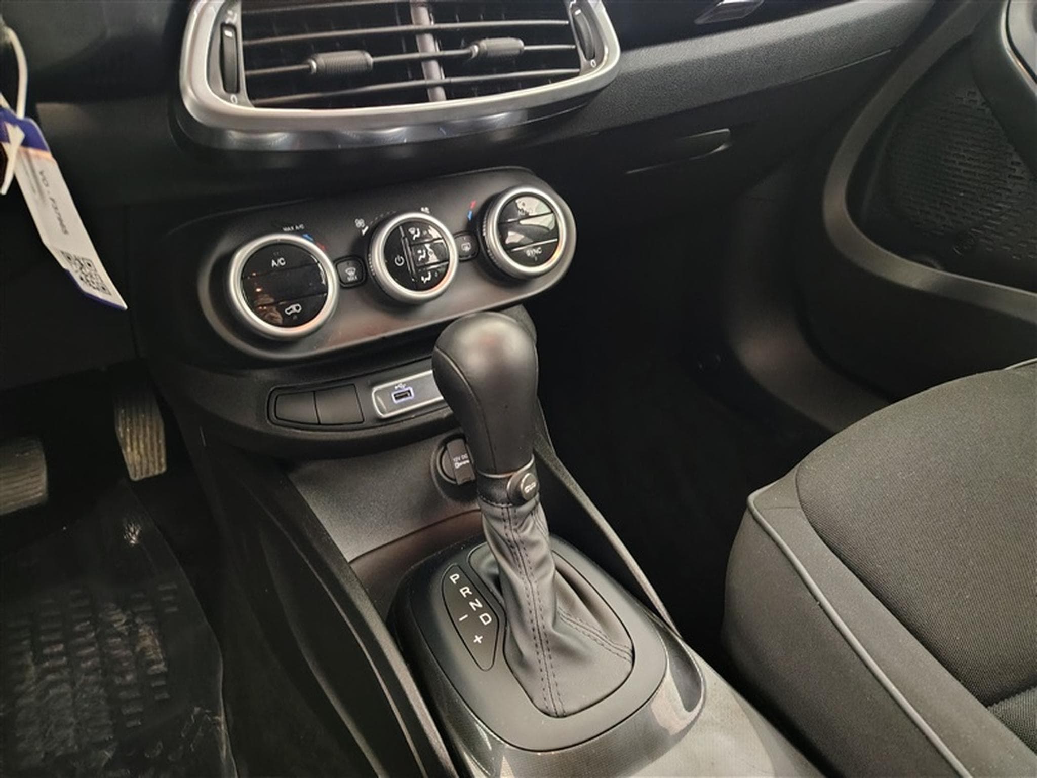 Fiat 500X 1.5 Firefly 130Cv DCT7 Hybrid CARPLAY / CAMERA / FULL LED (2024) - Photo 12