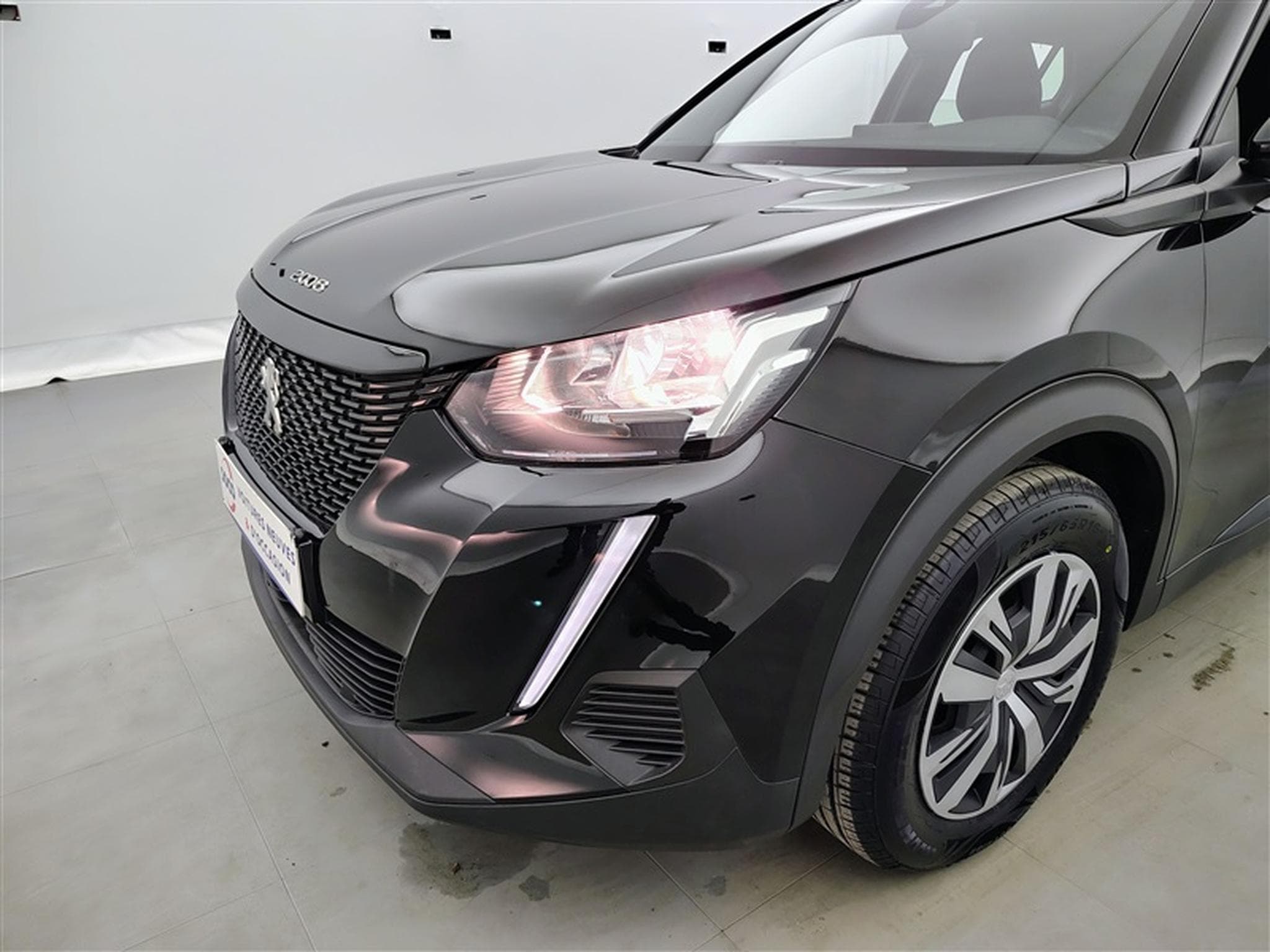 Peugeot 2008 1.2 PureTech Active Pack Navi / PDC (2023) - Photo 15