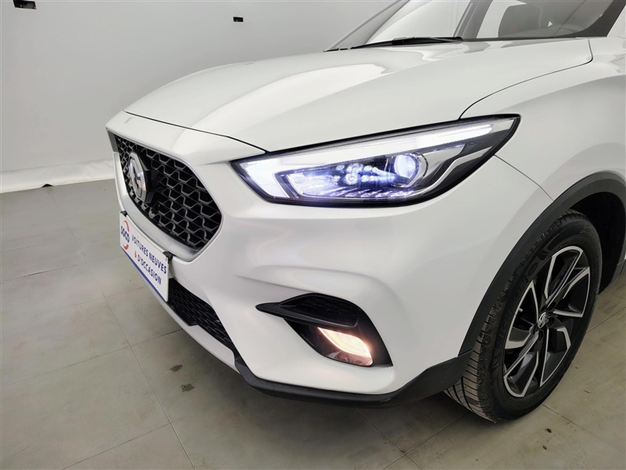 MG ZS 1.0 T-GDi 110cv AUTO Luxury NAVI / FULL LED / CUIR / CAMERA (2024) - Photo 15