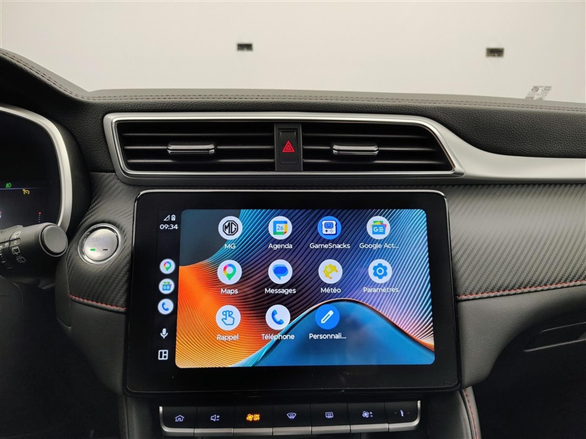MG ZS 1.0 T-GDi 110cv AUTO Luxury NAVI / FULL LED / CUIR / CAMERA (2024) - Photo 20