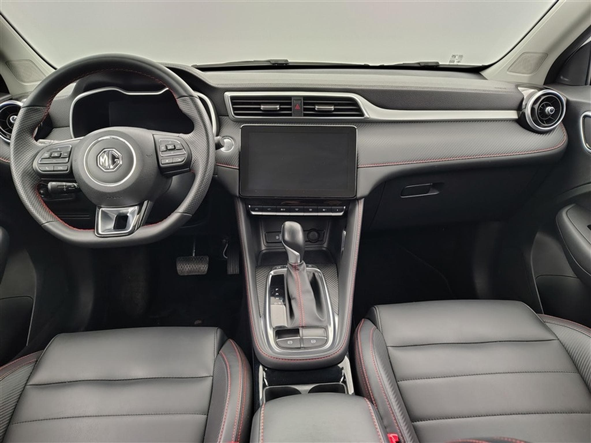 MG ZS 1.0 T-GDi 110cv AUTO Luxury NAVI / FULL LED / CUIR / CAMERA (2024) - Photo 8