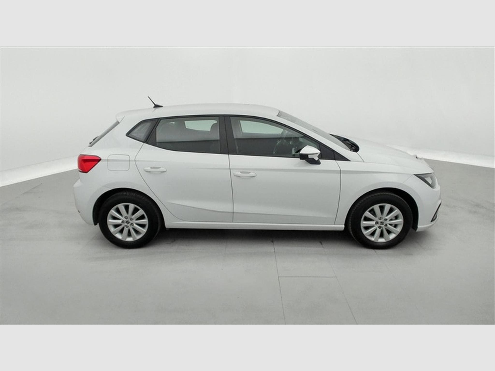 Seat Ibiza 1.0 TSI 95Cv Style FULL LED / ALU / PDC (2024) - Photo 23