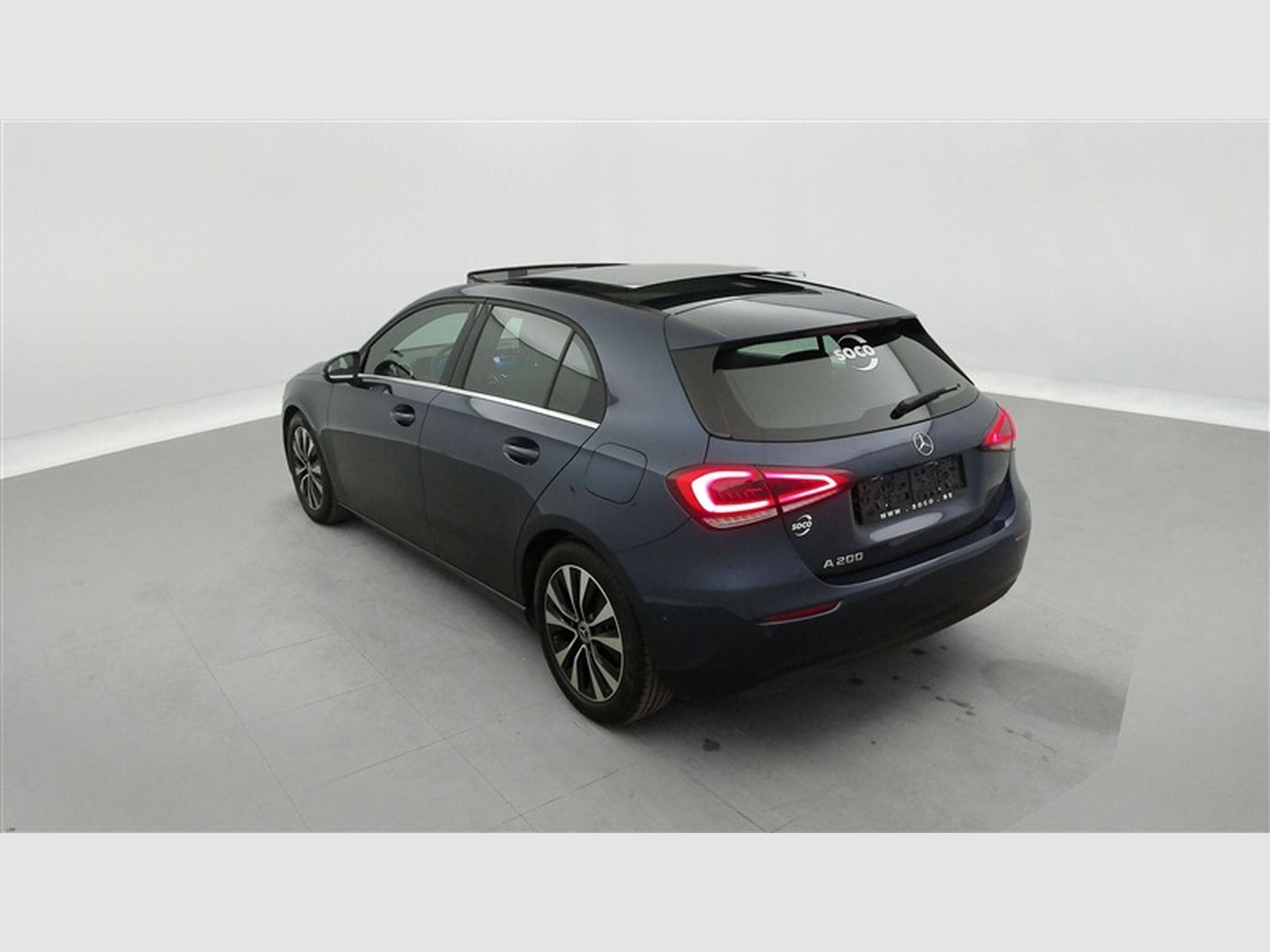 Mercedes A 200 A 200 Business Solution S-CUIR/NAVI/TO PANO/FULL LED/JA (2021) - Photo 2