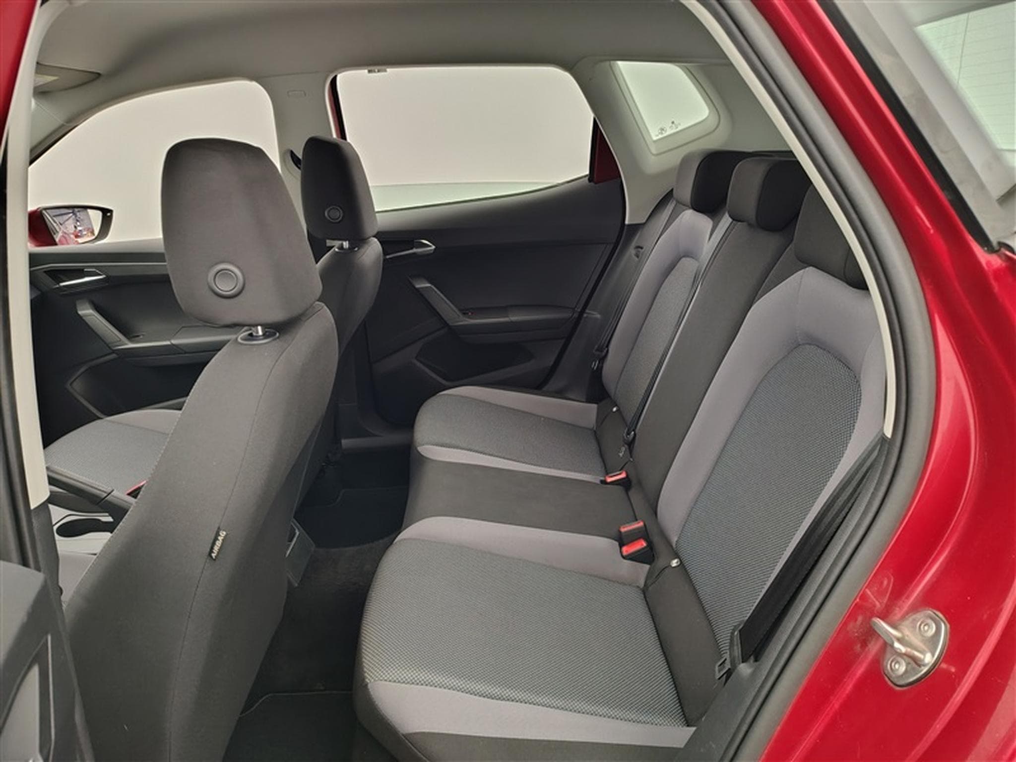 Seat Arona 1.0 TSI Move! Navi DSG (2021) - Photo 13