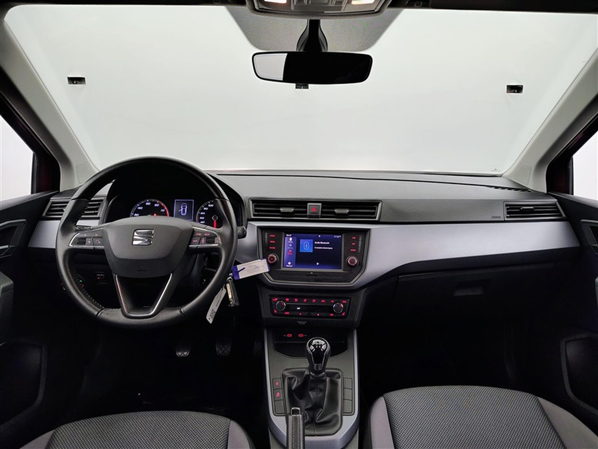 Seat Arona 1.0 TSI Move! Navi DSG (2021) - Photo 8