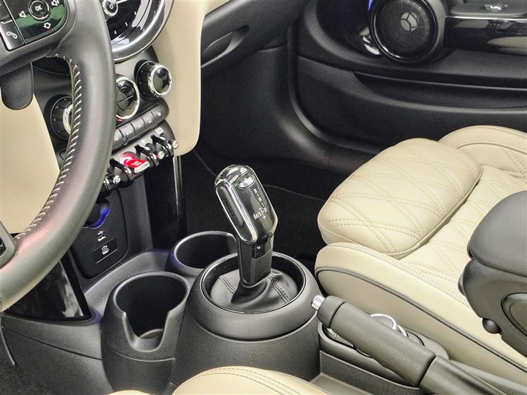 MINI Cooper S Coupe 2.0i Cooper S (2022) - Photo 12