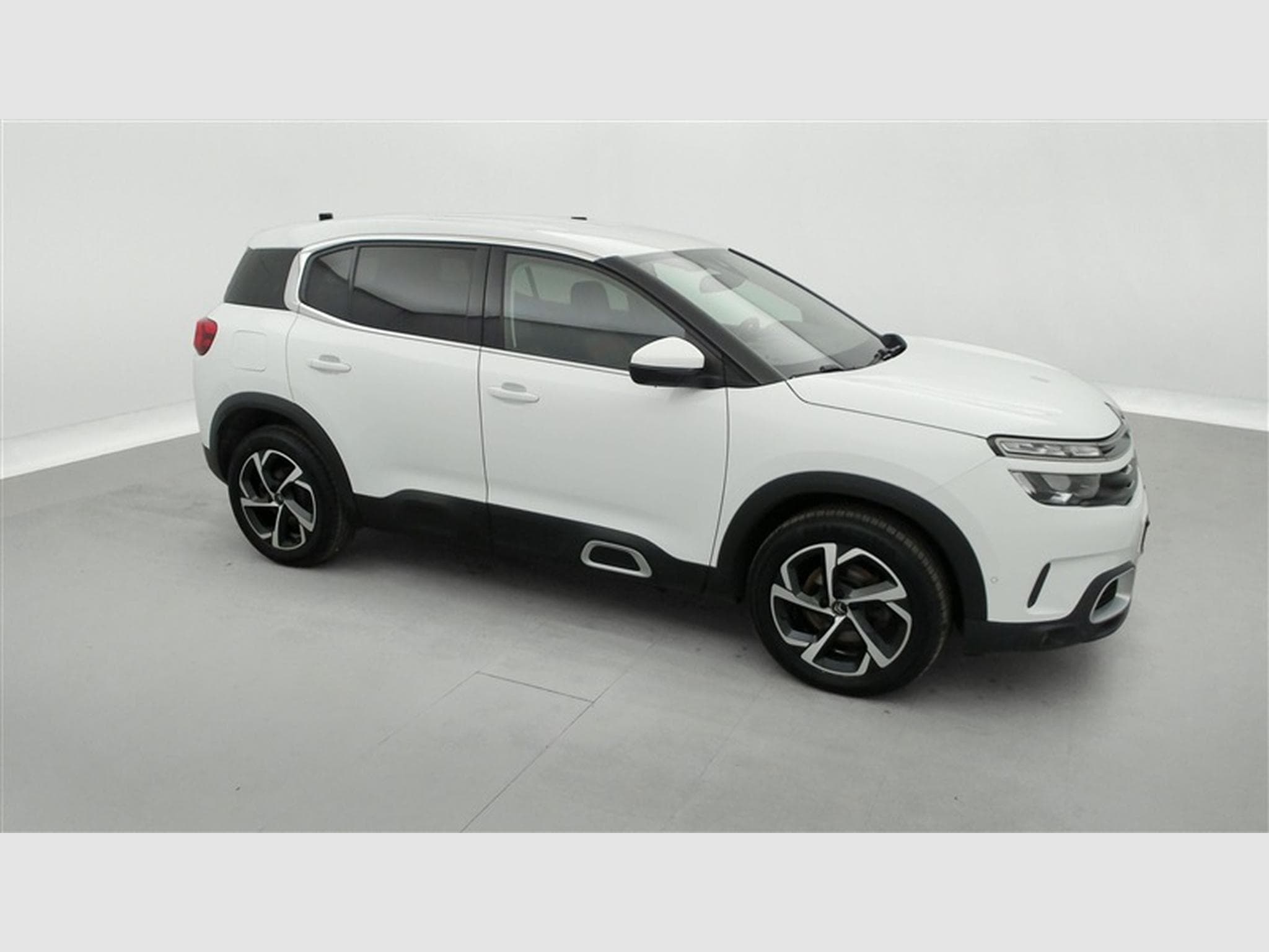 Citroen C5 Aircross 1.2 PureTech 130cv Feel NAVI / KEYLESS / CAMERA / JA 18" (2020) - Photo 23