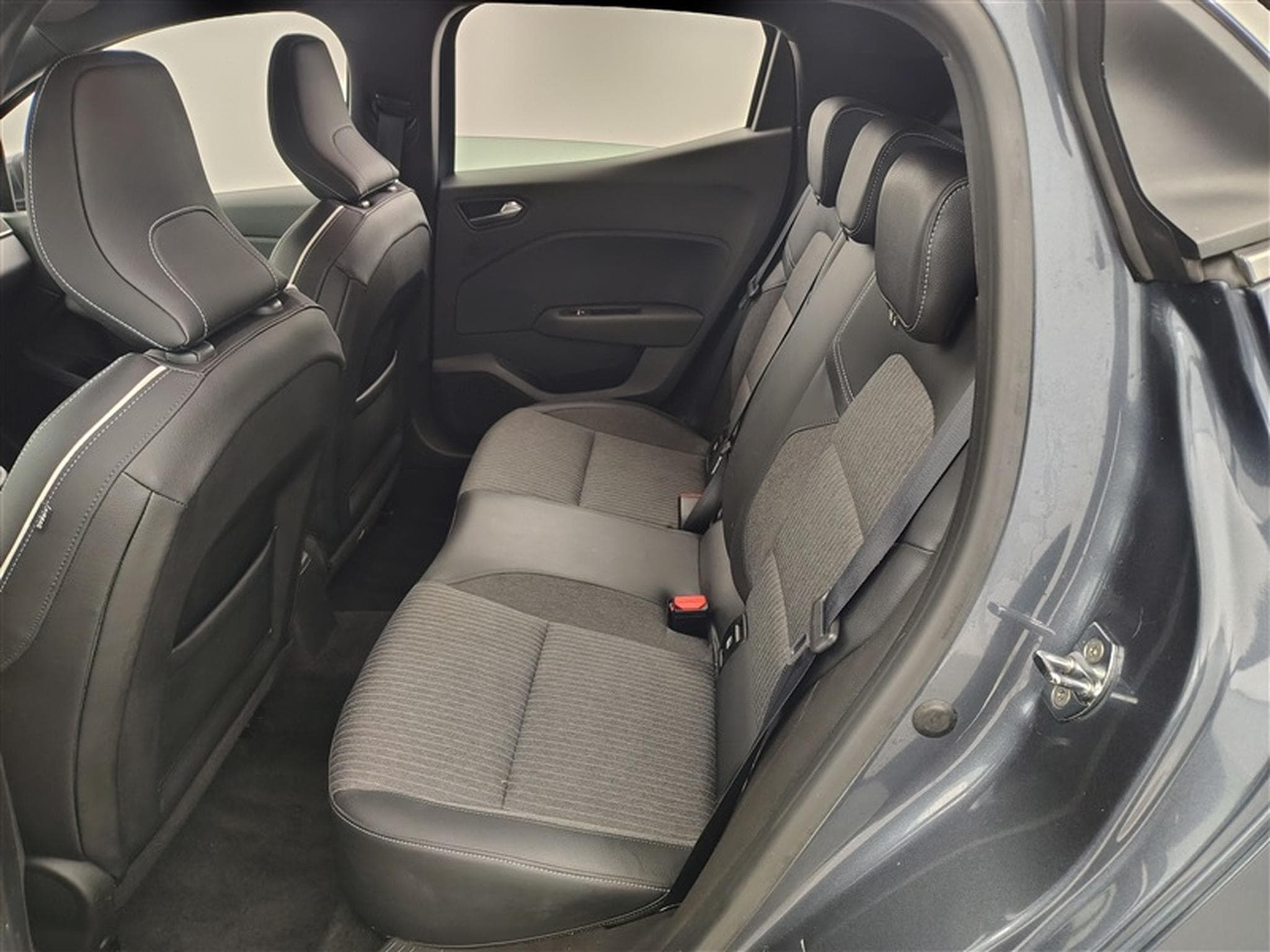 Renault Clio 1.0 TCe Intens *CARPLAY/PDC/JA/FULL LED* (2021) - Photo 13