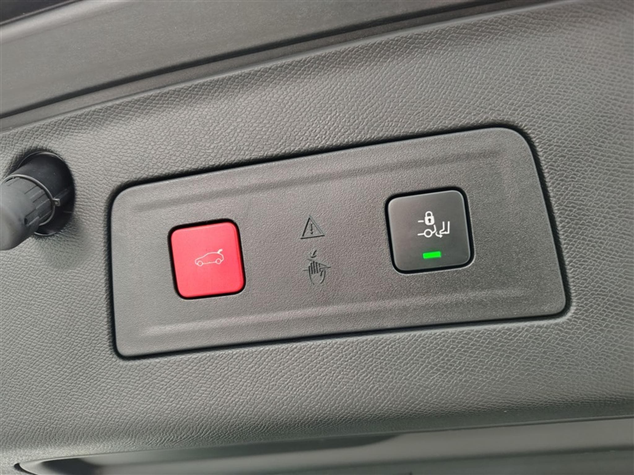 Peugeot 508 SW 1.2 PureTech Allure Pack Navi / Led / PDC av+ar (2022) - Photo 18