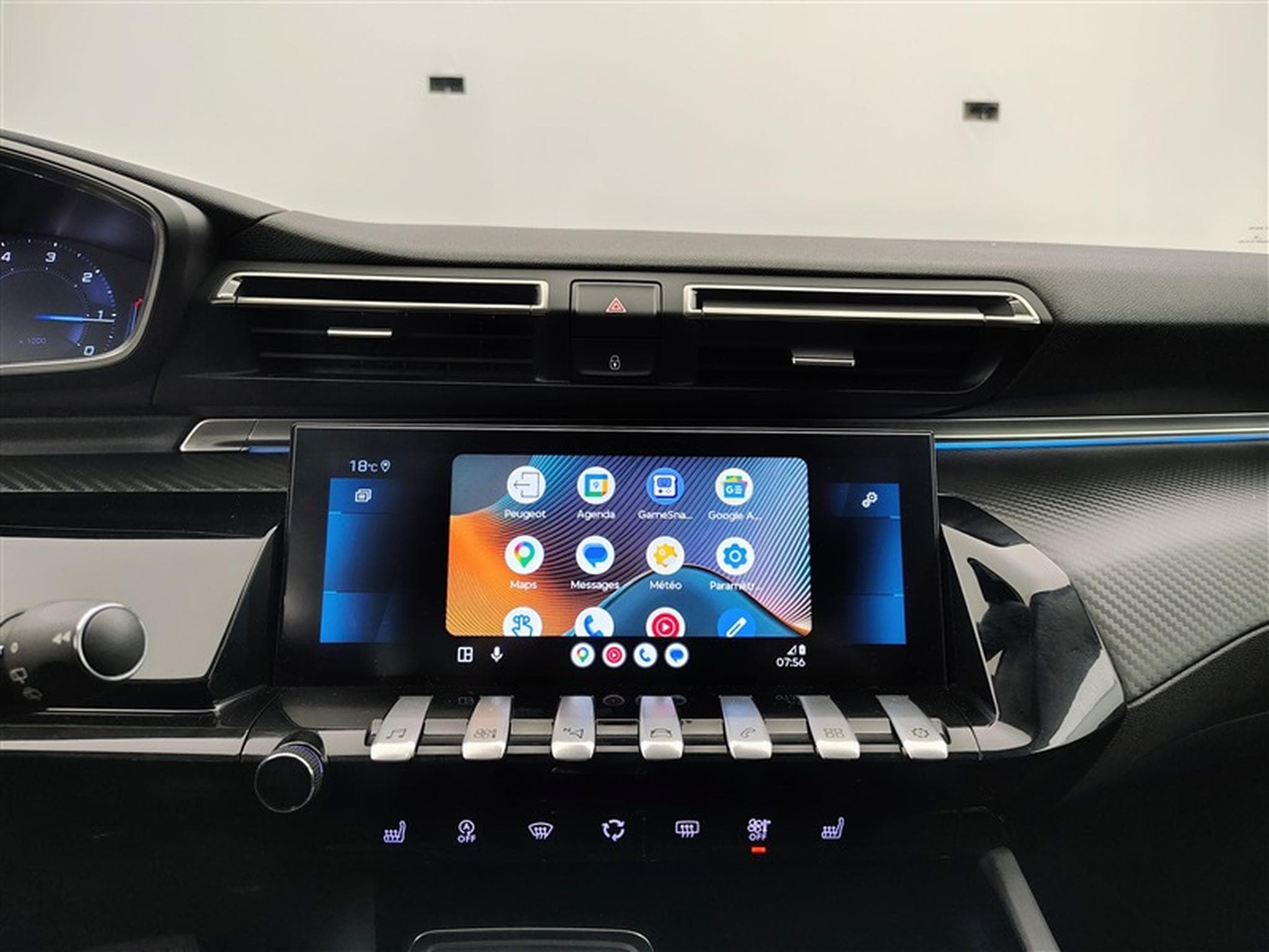 Peugeot 508 SW 1.2 PureTech Allure Pack Navi / Led / PDC av+ar (2022) - Photo 20
