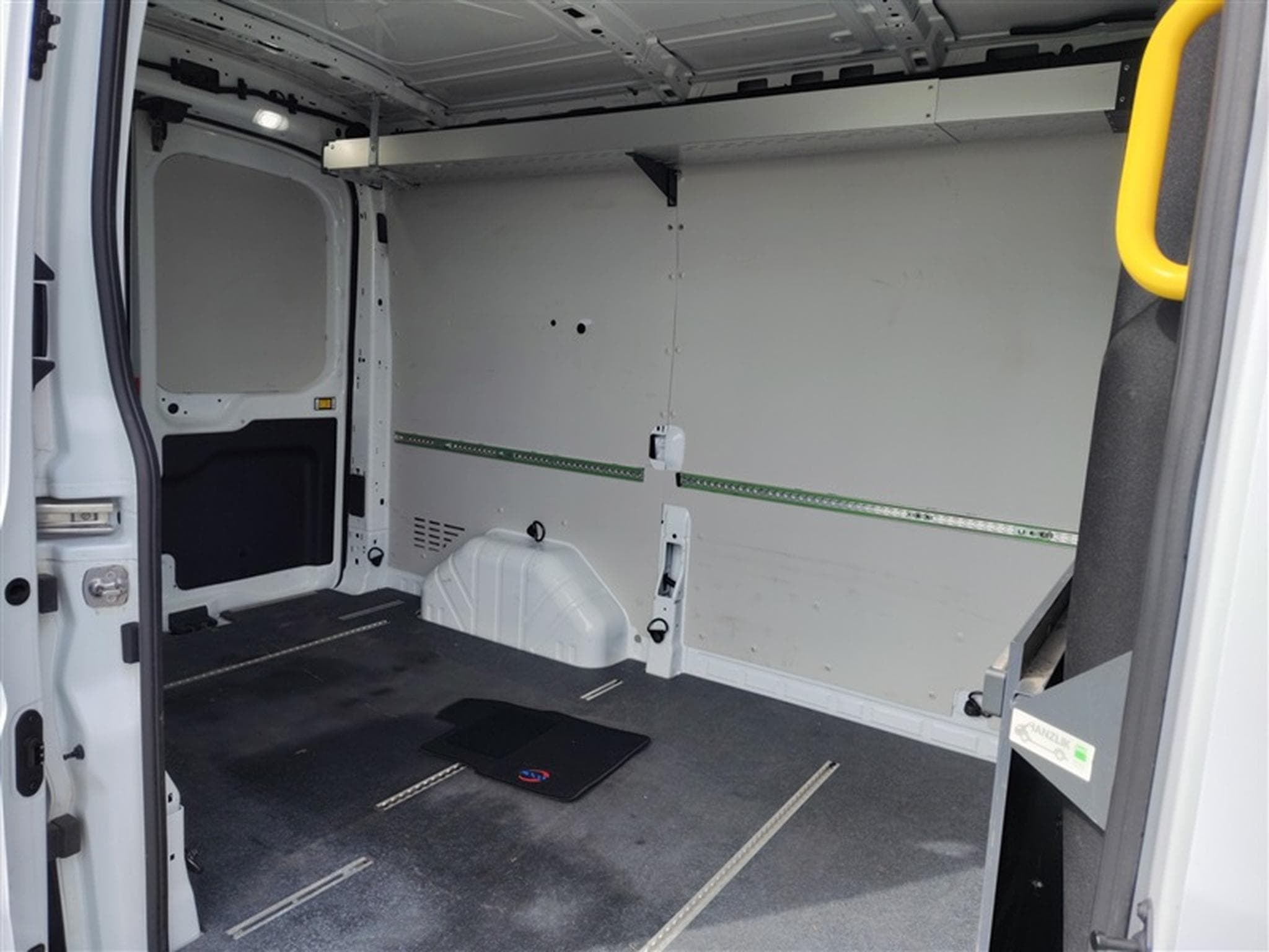 Ford Transit 2.0 TDCi L2H2 Trend CLIM / PDC AV-AR (2022) - Photo 12