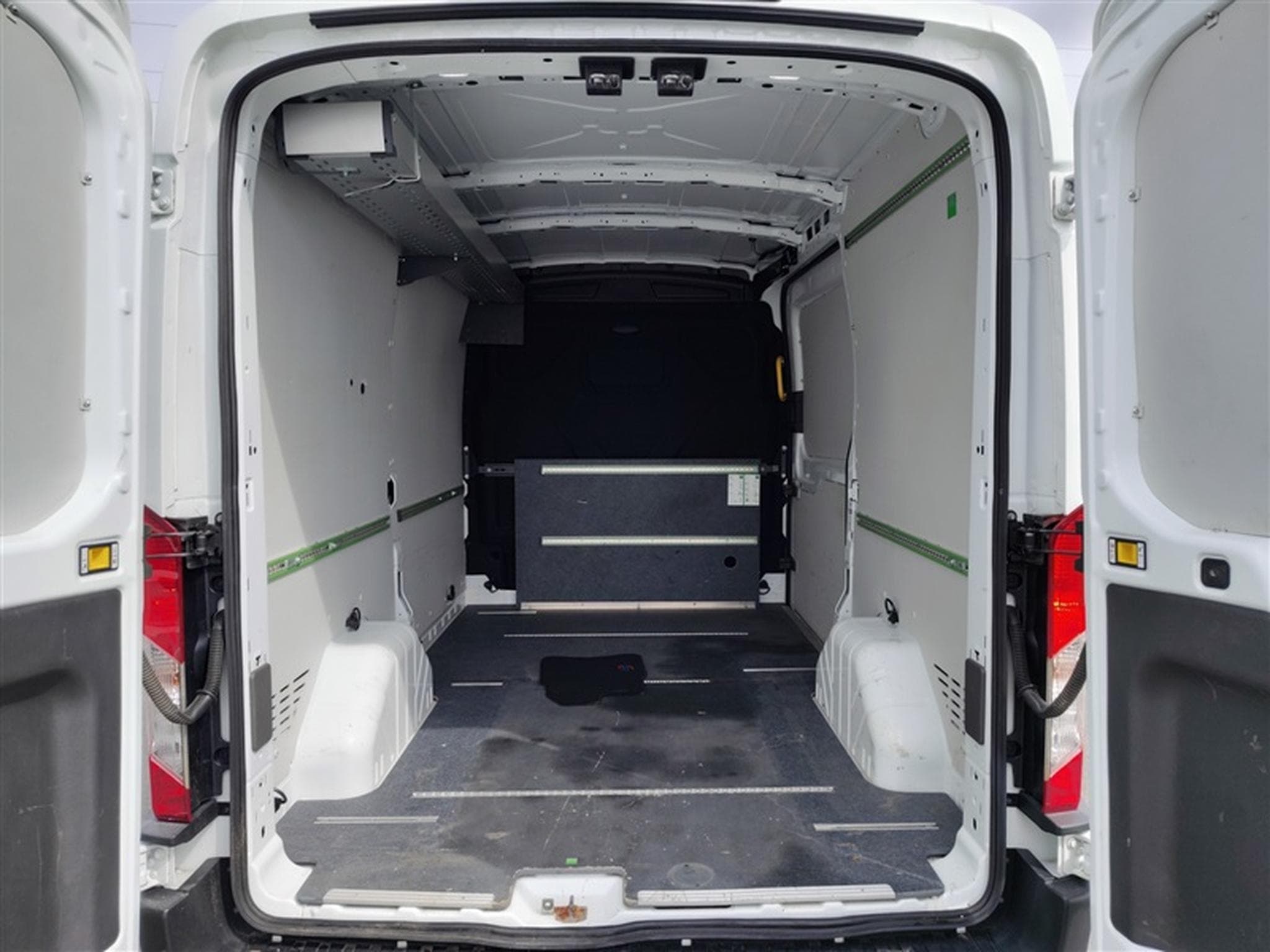 Ford Transit 2.0 TDCi L2H2 Trend CLIM / PDC AV-AR (2022) - Photo 13