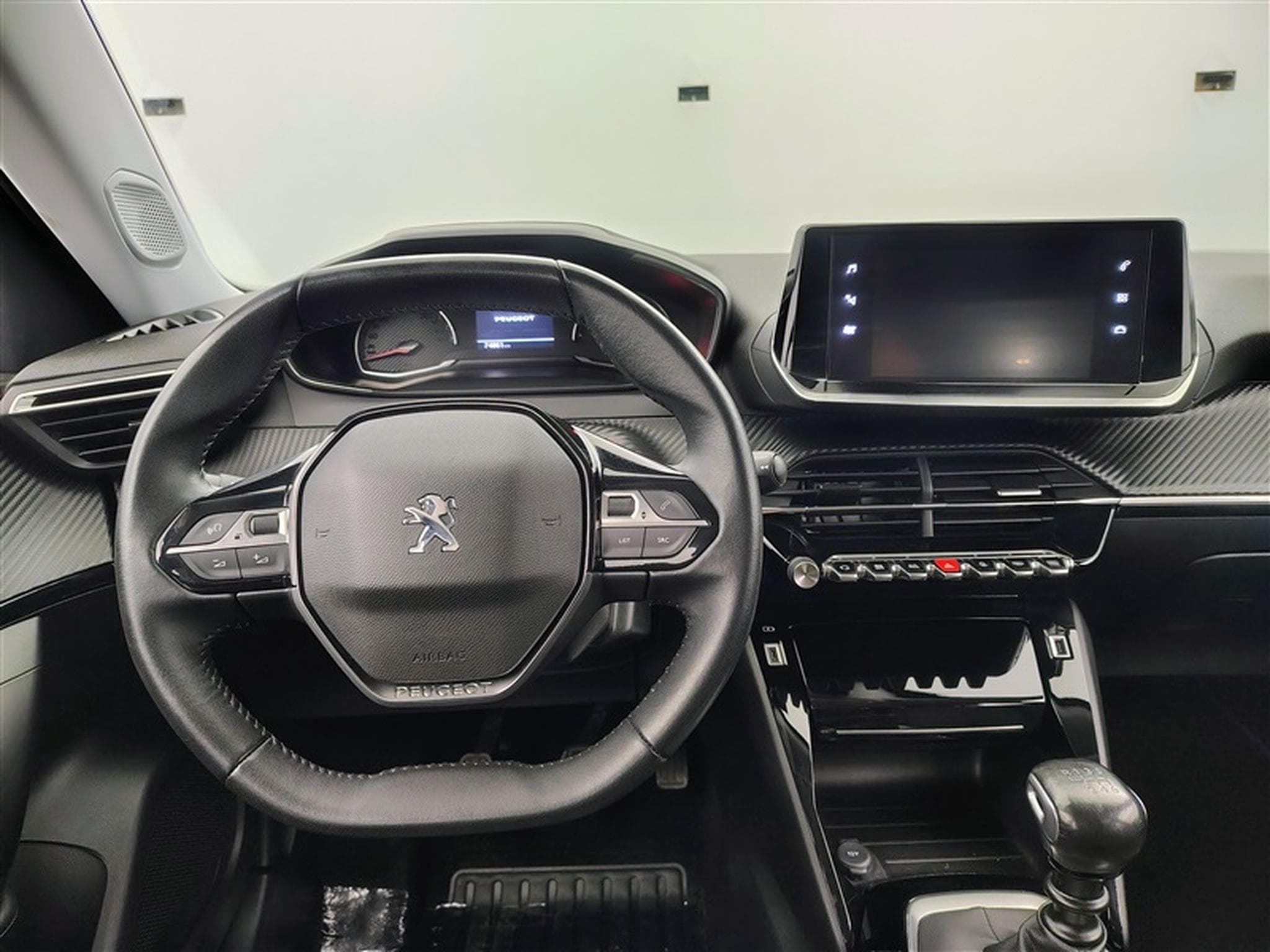 Peugeot 2008 1.5 BlueHDi Active **CAM/NAVI/CARPLAY** (2021) - Foto 9