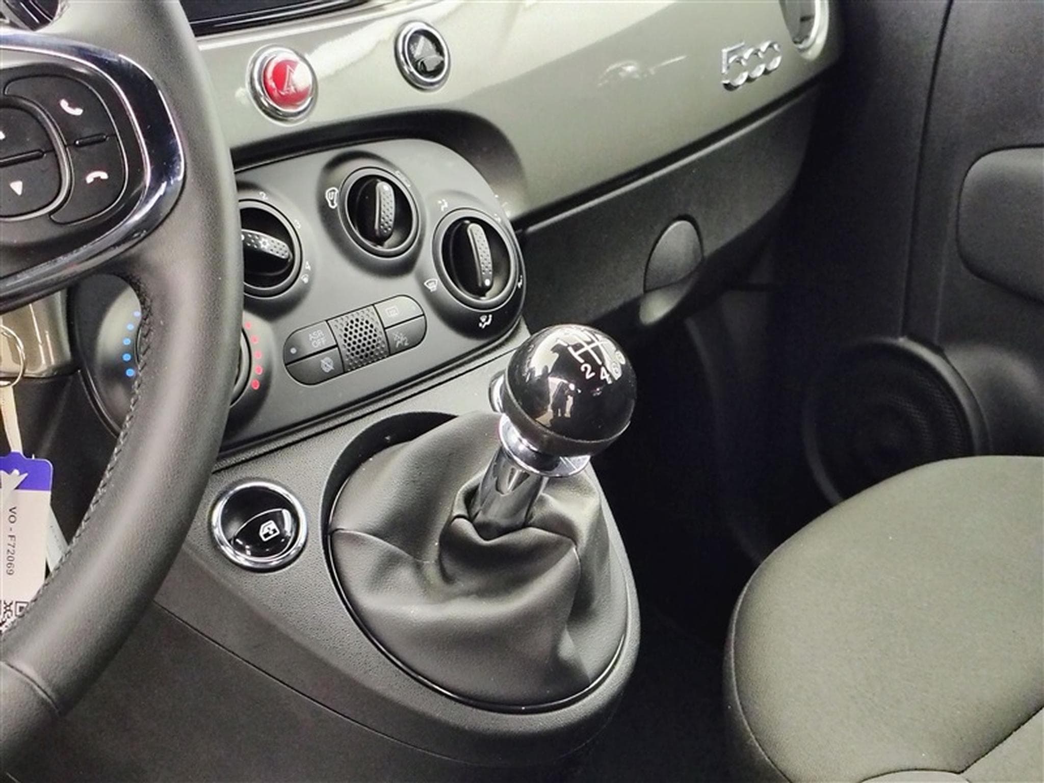 Fiat 500 1.0i MHEV Pop CARPLAY / PDC (2023) - Foto 11