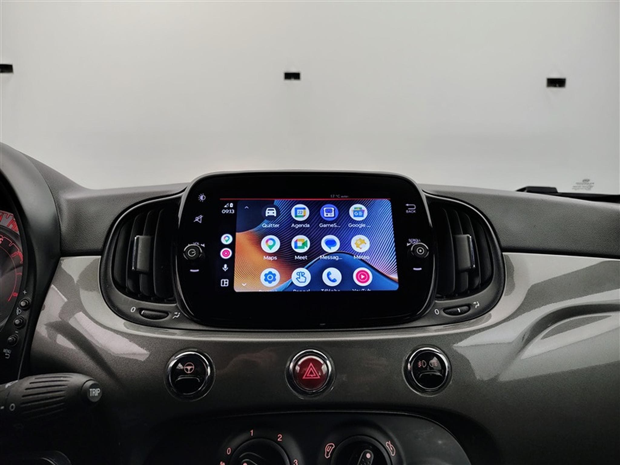 Fiat 500 1.0i MHEV Pop CARPLAY / PDC (2023) - Foto 17