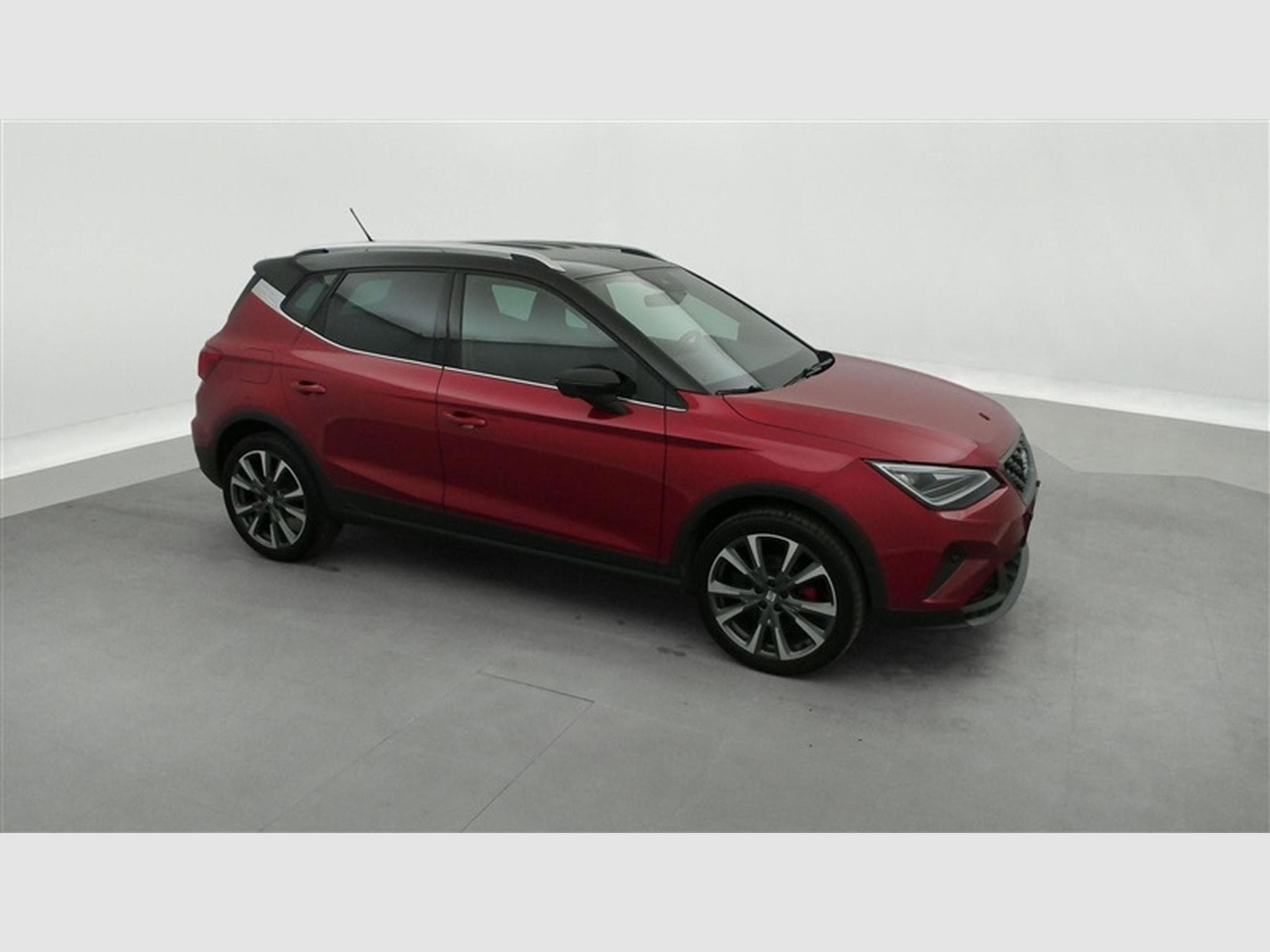 Seat Arona 1.0 TSI 115cv FR NAVI / FULL LED / SIEGES SPORT / CAMERA (2025) - Foto 23